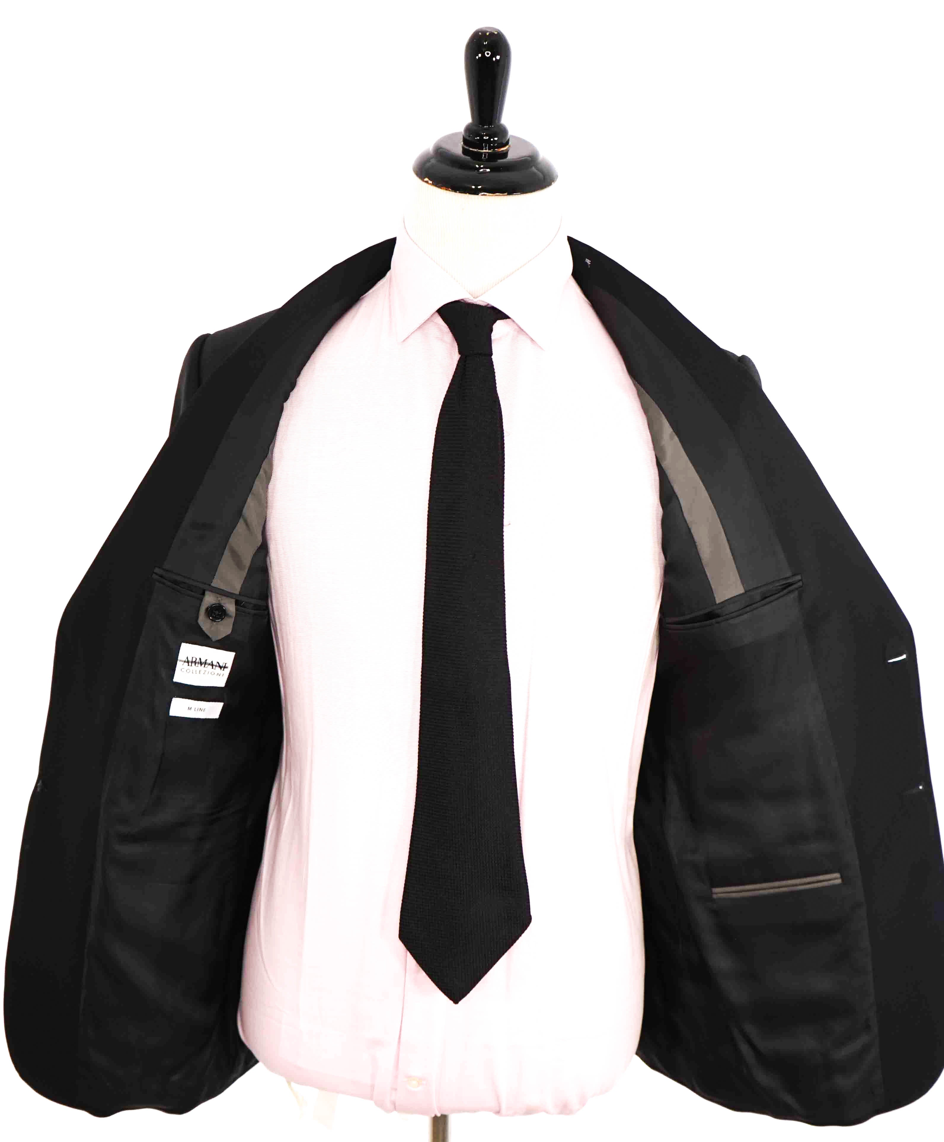 $2,295 ARMANI COLLEZIONI - "M Line" Shawl Collar Diamond Tuxedo Suit - 44R 39W