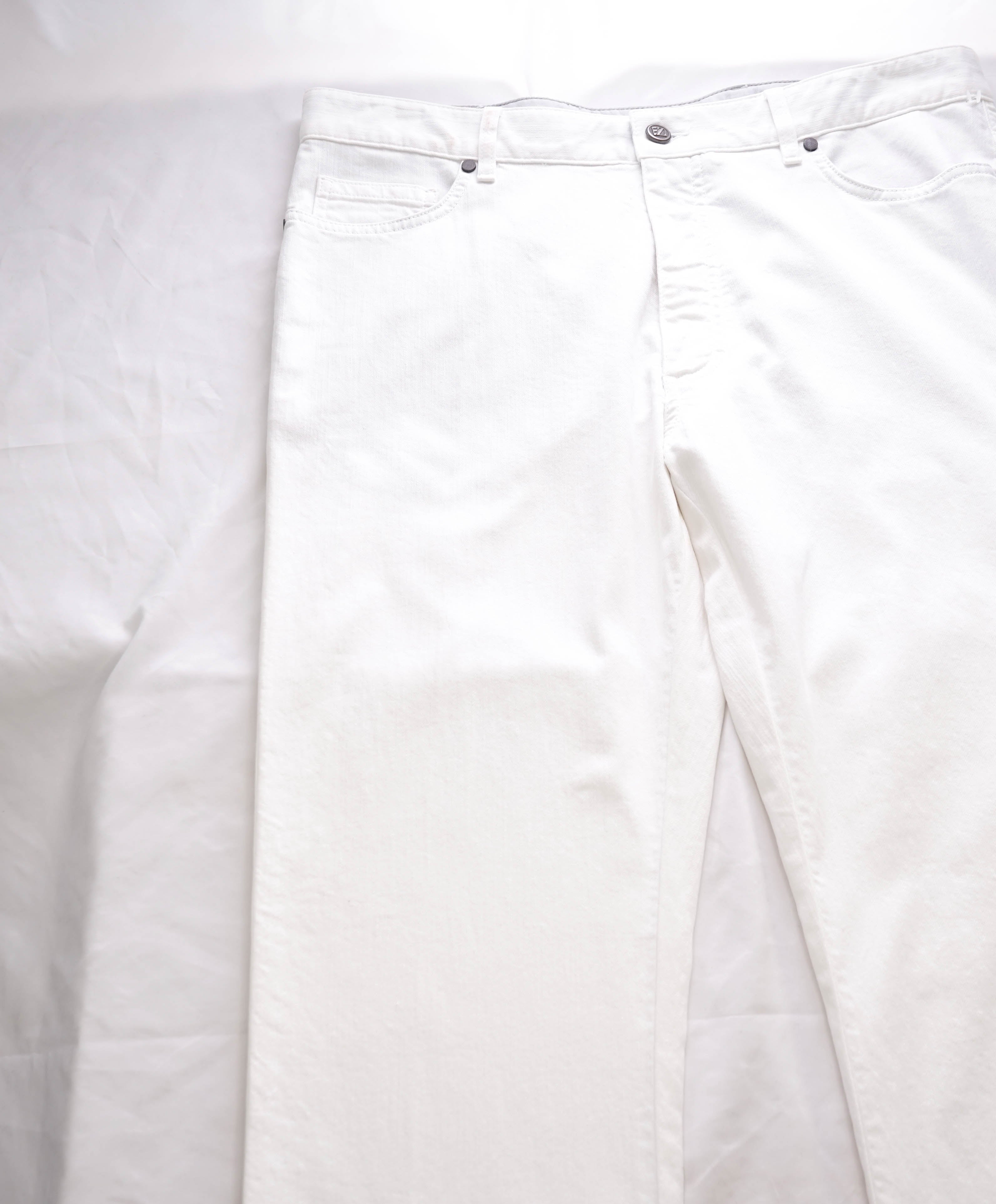 ERMENEGILDO ZEGNA - White 5-Pocket Jeans Logo Detailing - 36W