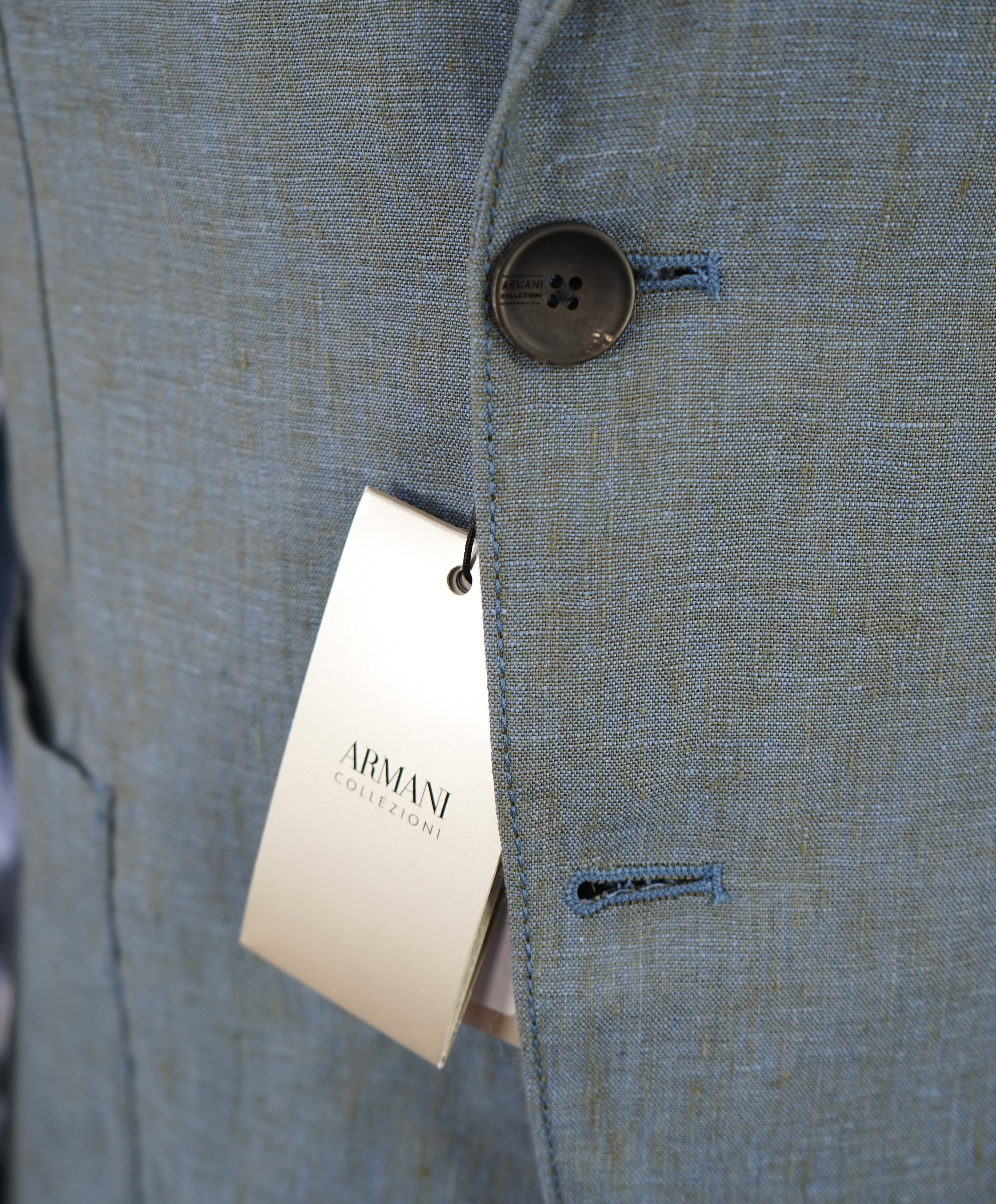 ARMANI COLLEZIONI - Medium Blue Melange Semi-Lined Linen Blazer - 38R