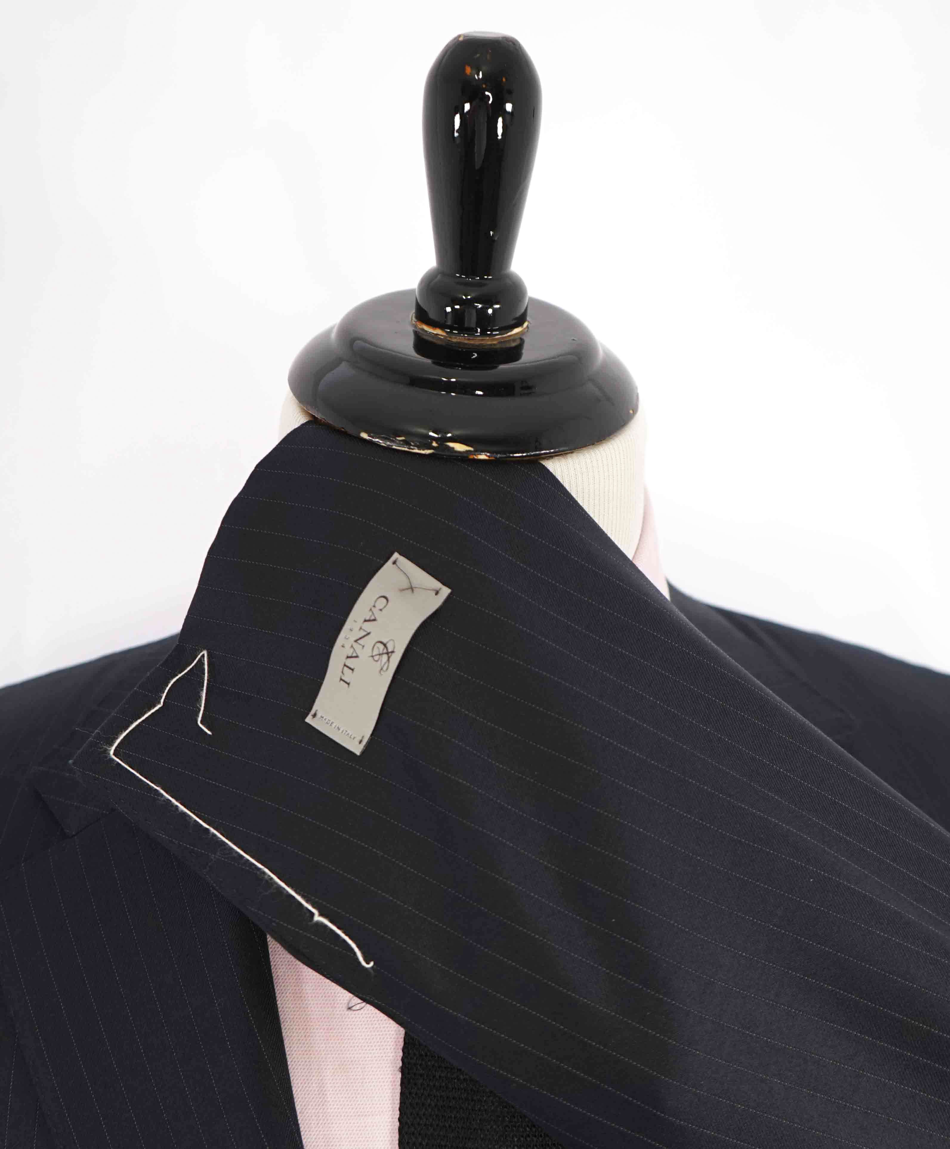 $1,895 CANALI - Black Textured Notch Lapel 2-Btn Blazer - 48R