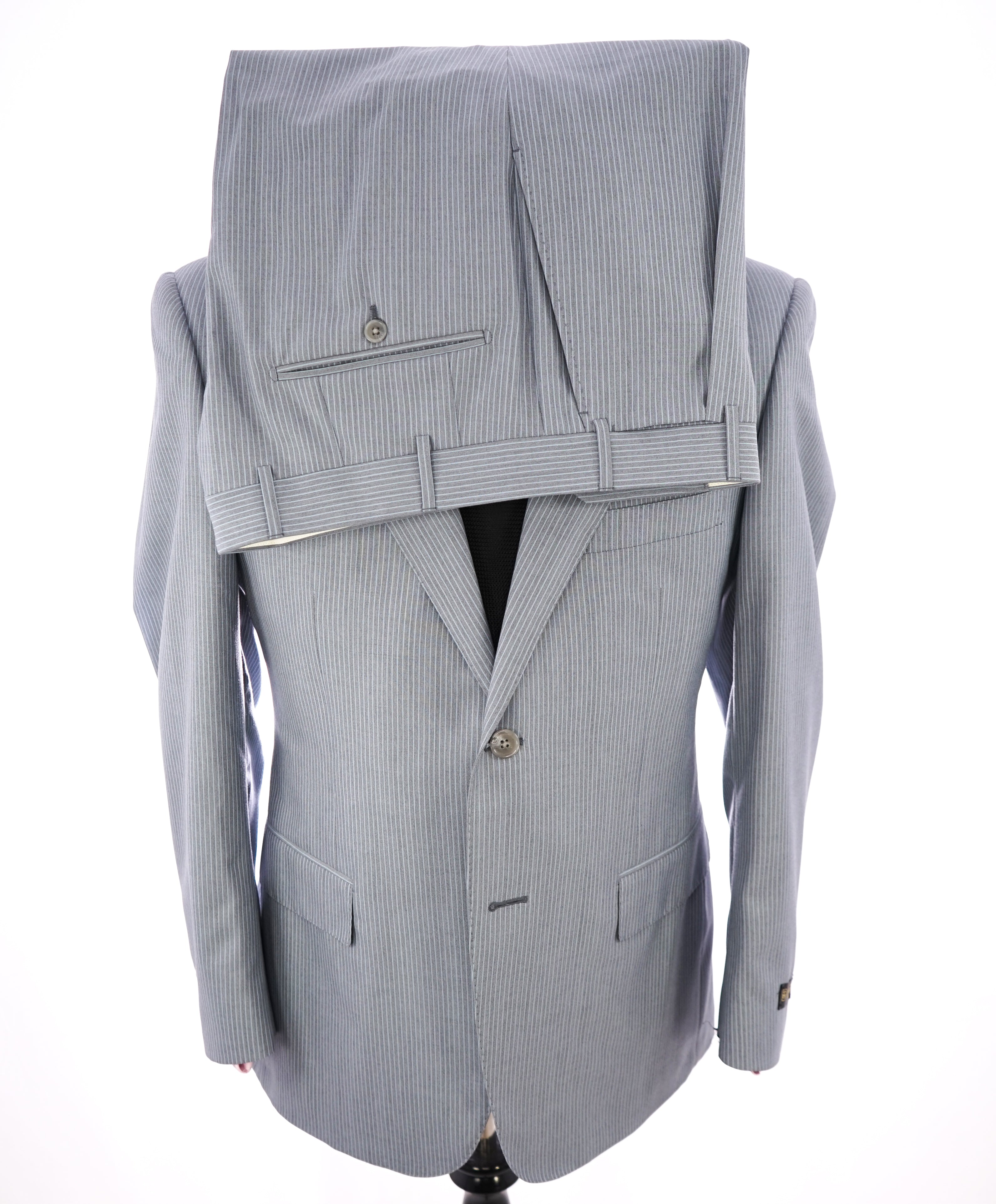 CORNELIANI - "Super 110's Extrafine Merinos" Semi-Lined 15,75 Baby Blue Suit - 40S