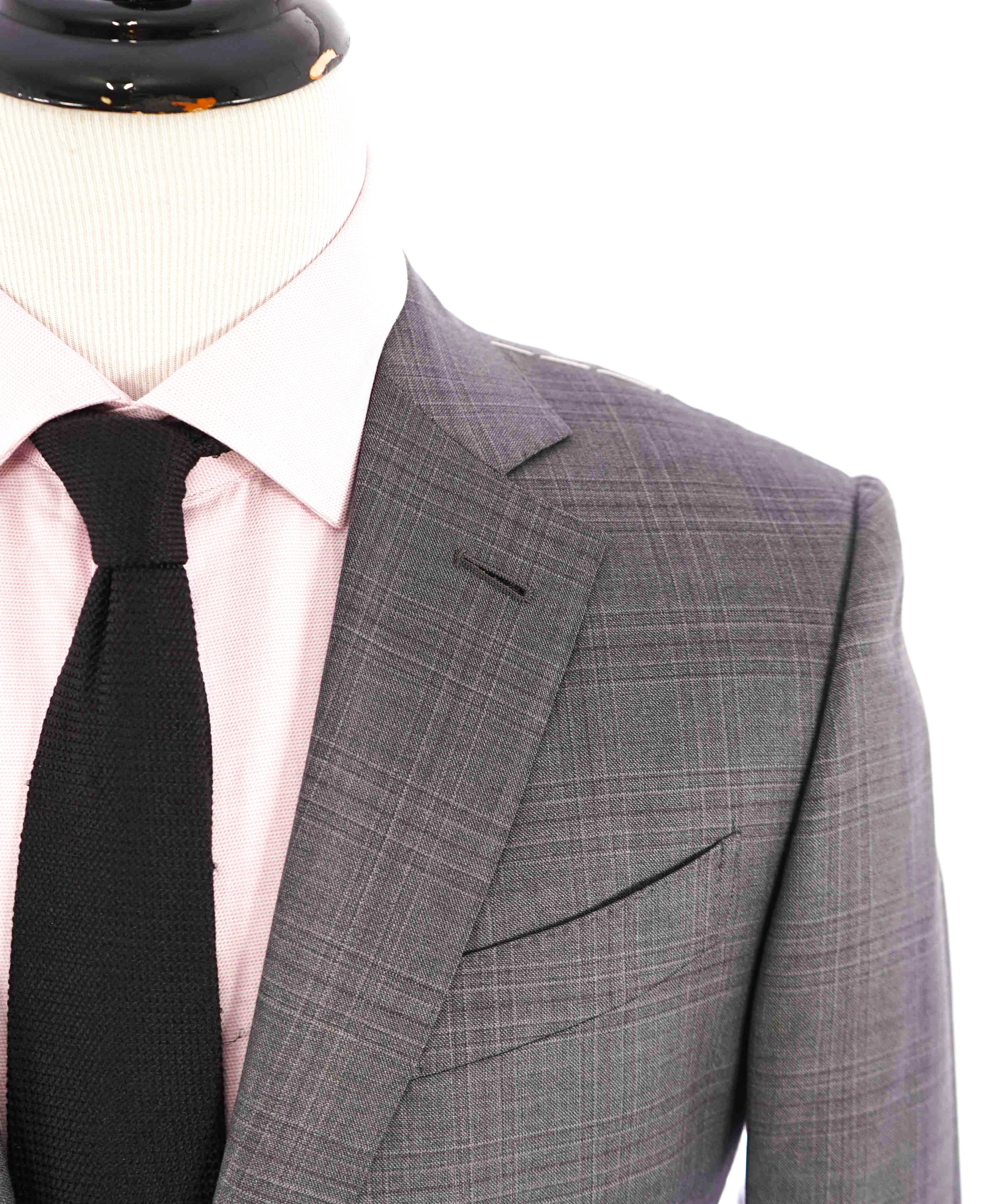 $3,290 ERMENEGILDO ZEGNA- “TORFEO” Gray / Pink Wool Check Blazer- 40R