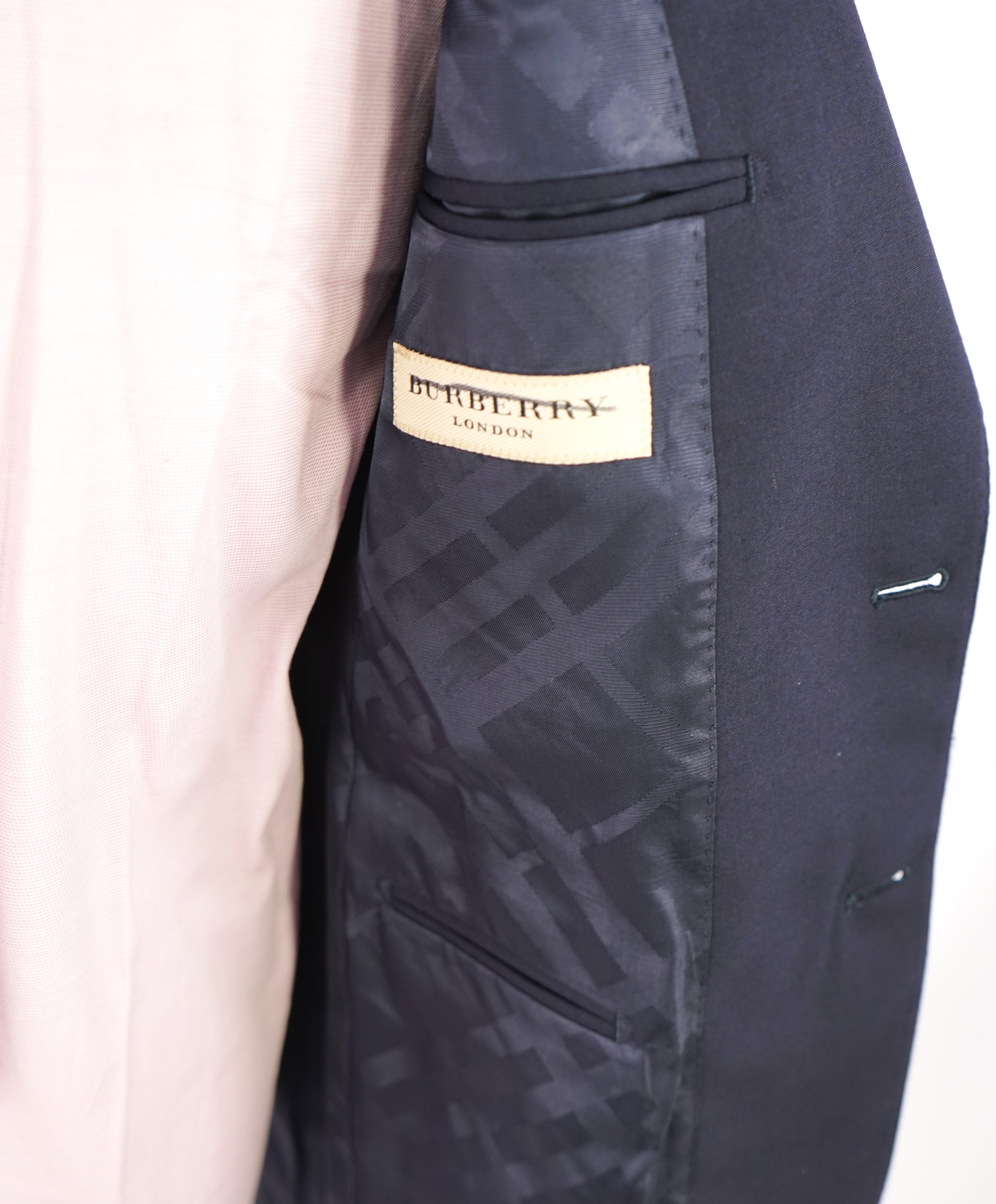 BURBERRY LONDON - Made In Italy Wool Solid Navy "MILBURY" LOGO Suit - 42L