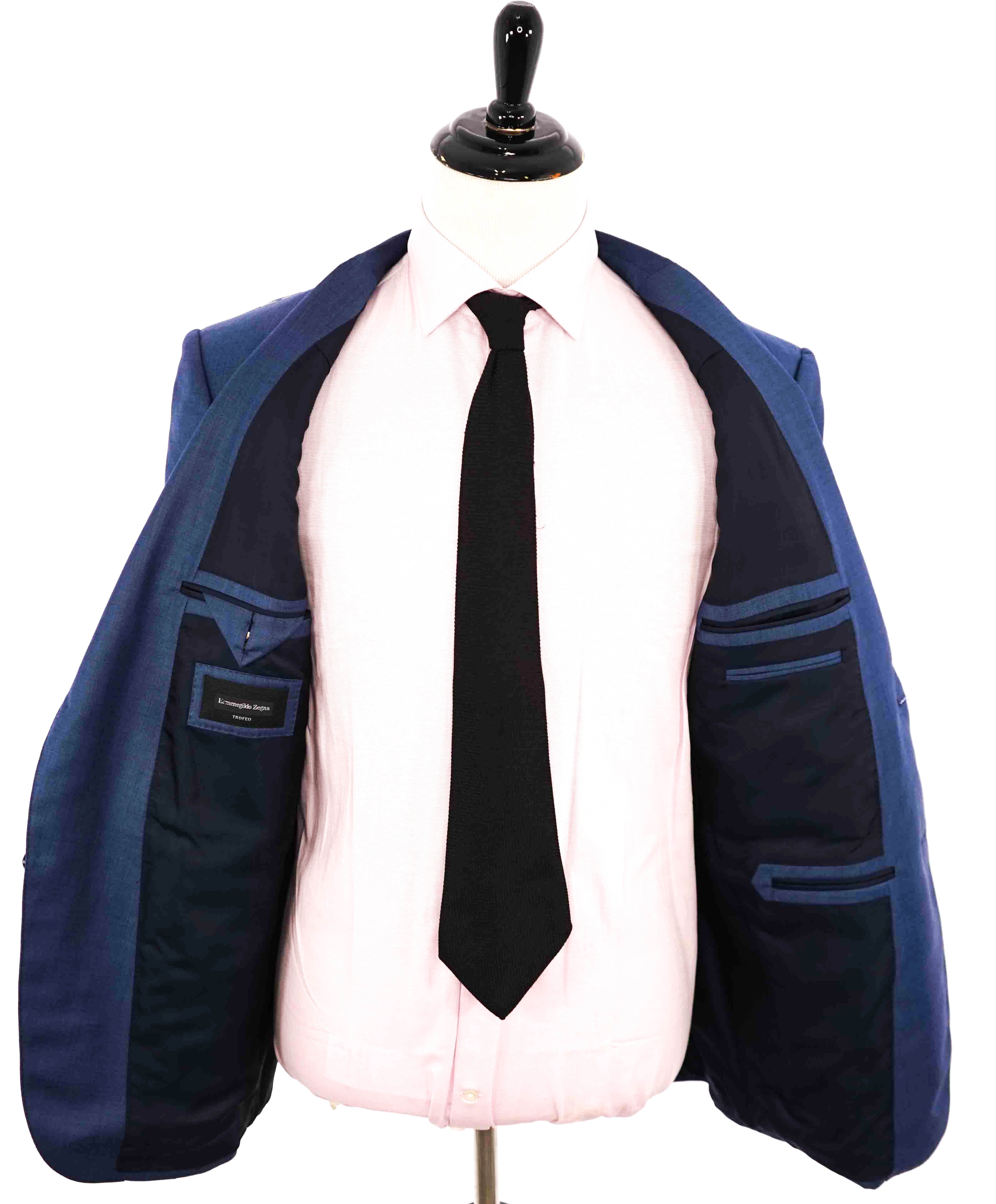 $3,290 ERMENEGILDO ZEGNA- “TORFEO” Baby Blue Blazer- 46R