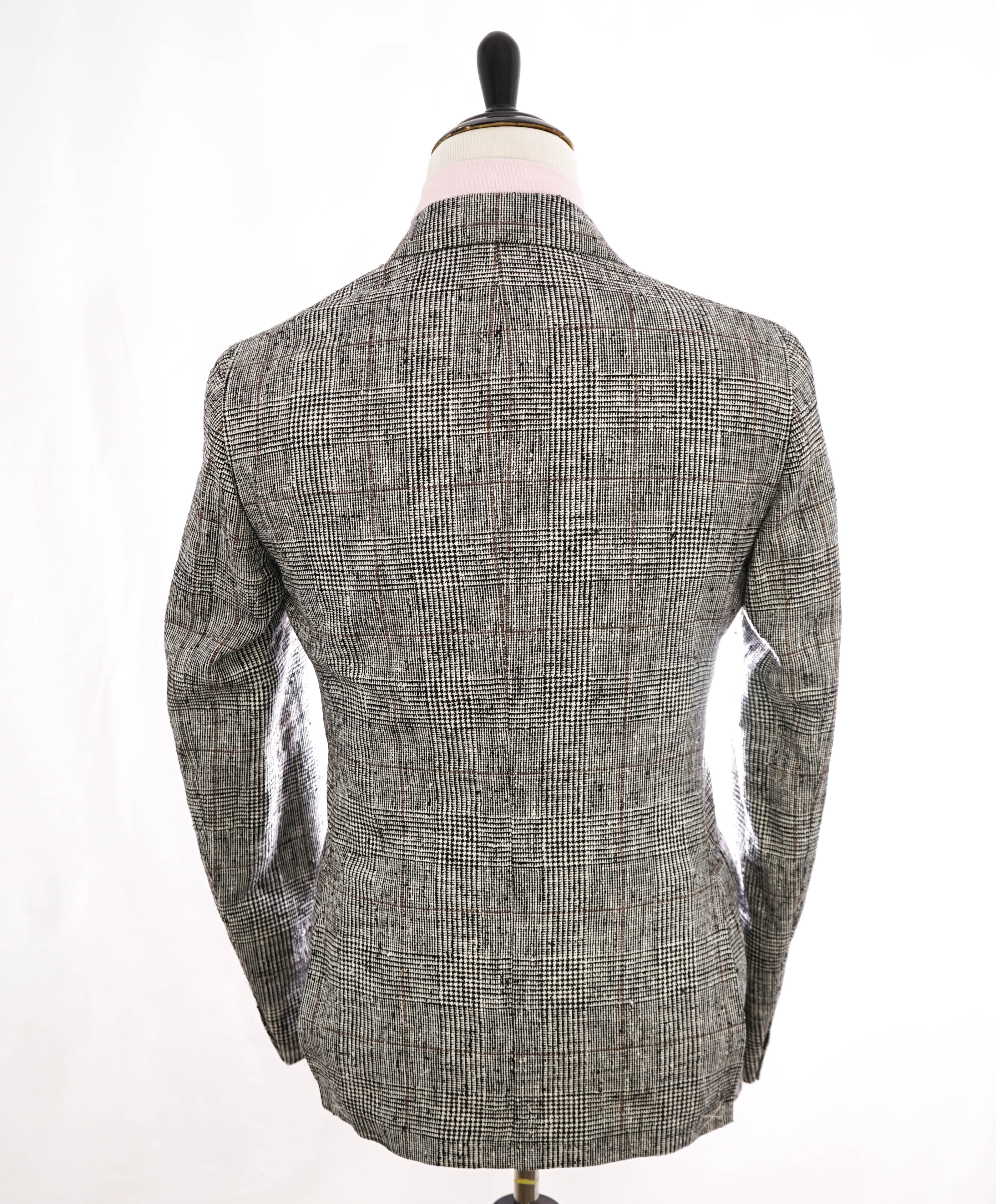 ELEVENTY - "WOOL/SILK/LINEN" PLATINUM Black & Ivory Fleck Suit - 40 (50 EU)