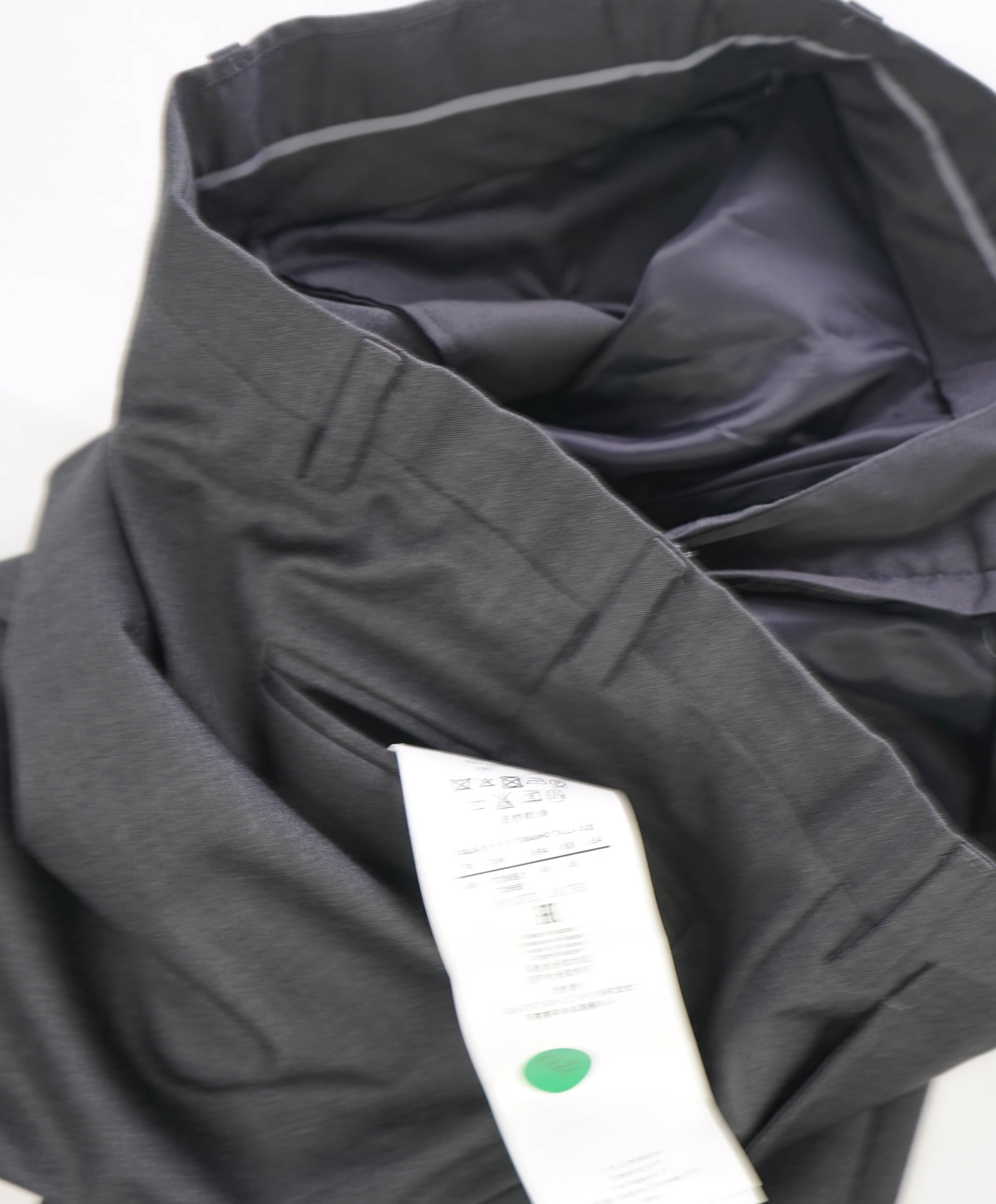 ARMANI COLLEZIONI - Charcoal Gray *CLOSET STAPLE* Flat Front Dress Pants - 32W