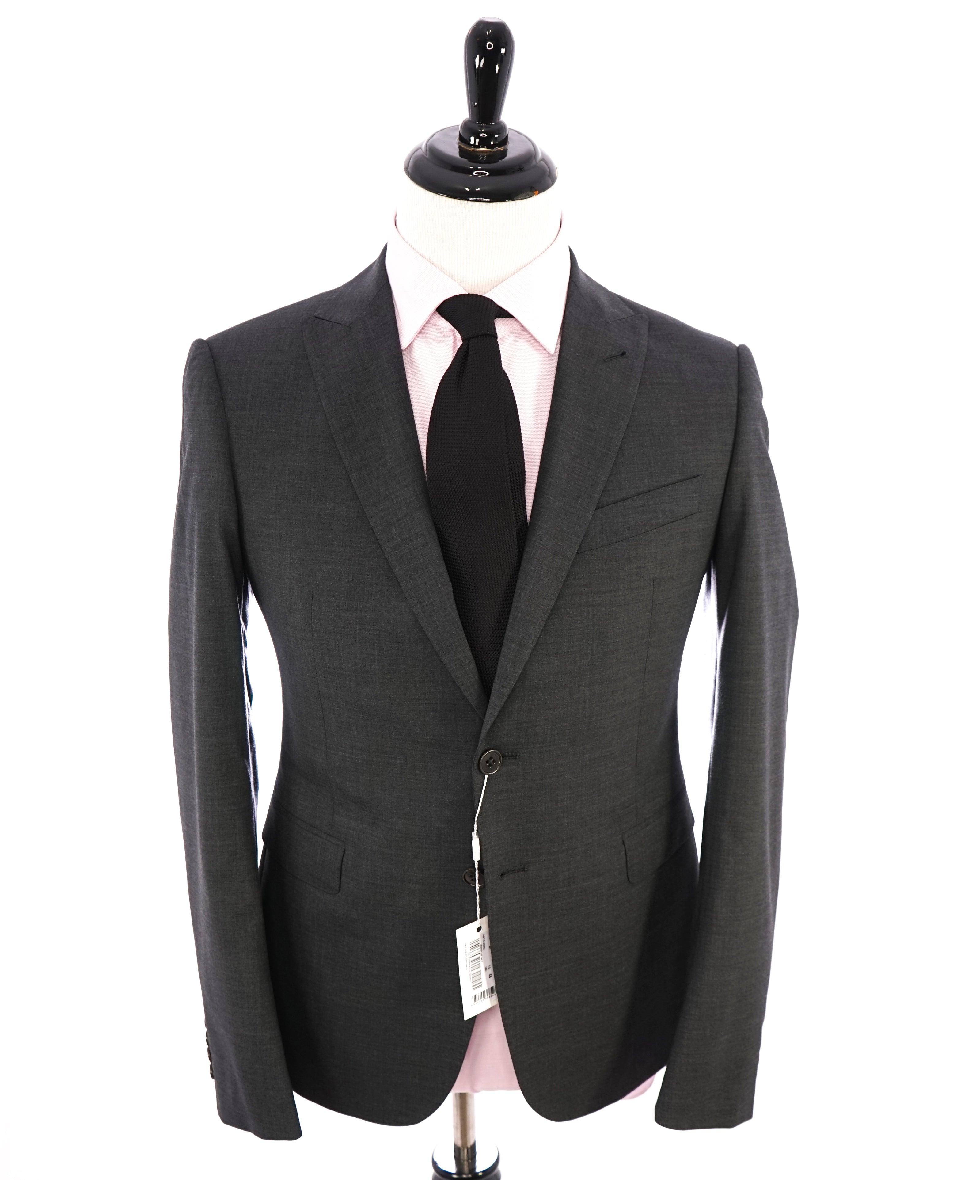 $1,895 ARMANI COLLEZIONI - Peak Lapel Charcoal Gray Suit "Slim Drop 8"- 38R