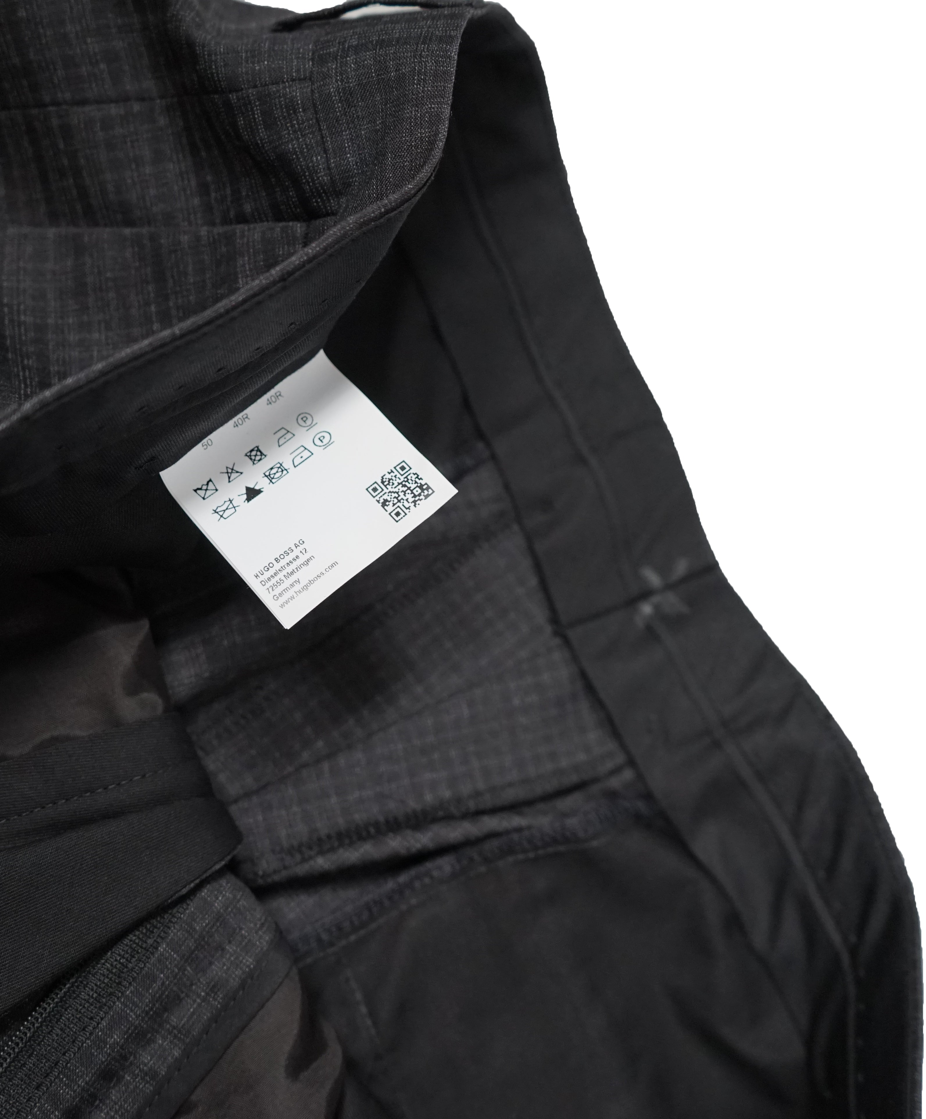 HUGO BOSS - Gray Plaid Flat Front Dress Pants - 34W