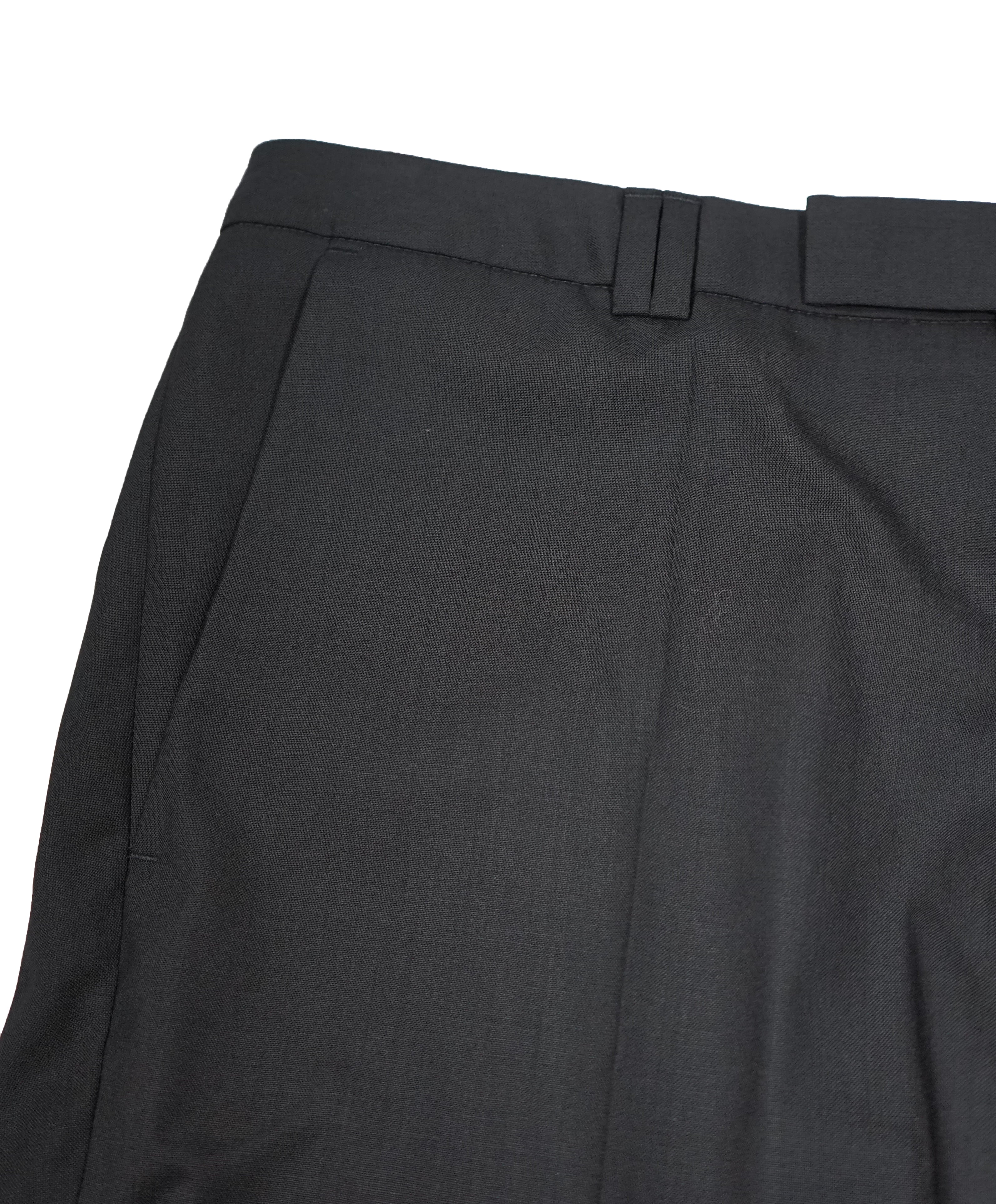 HUGO BOSS - Solid Black Slim Flat Front Dress Pants - 32W