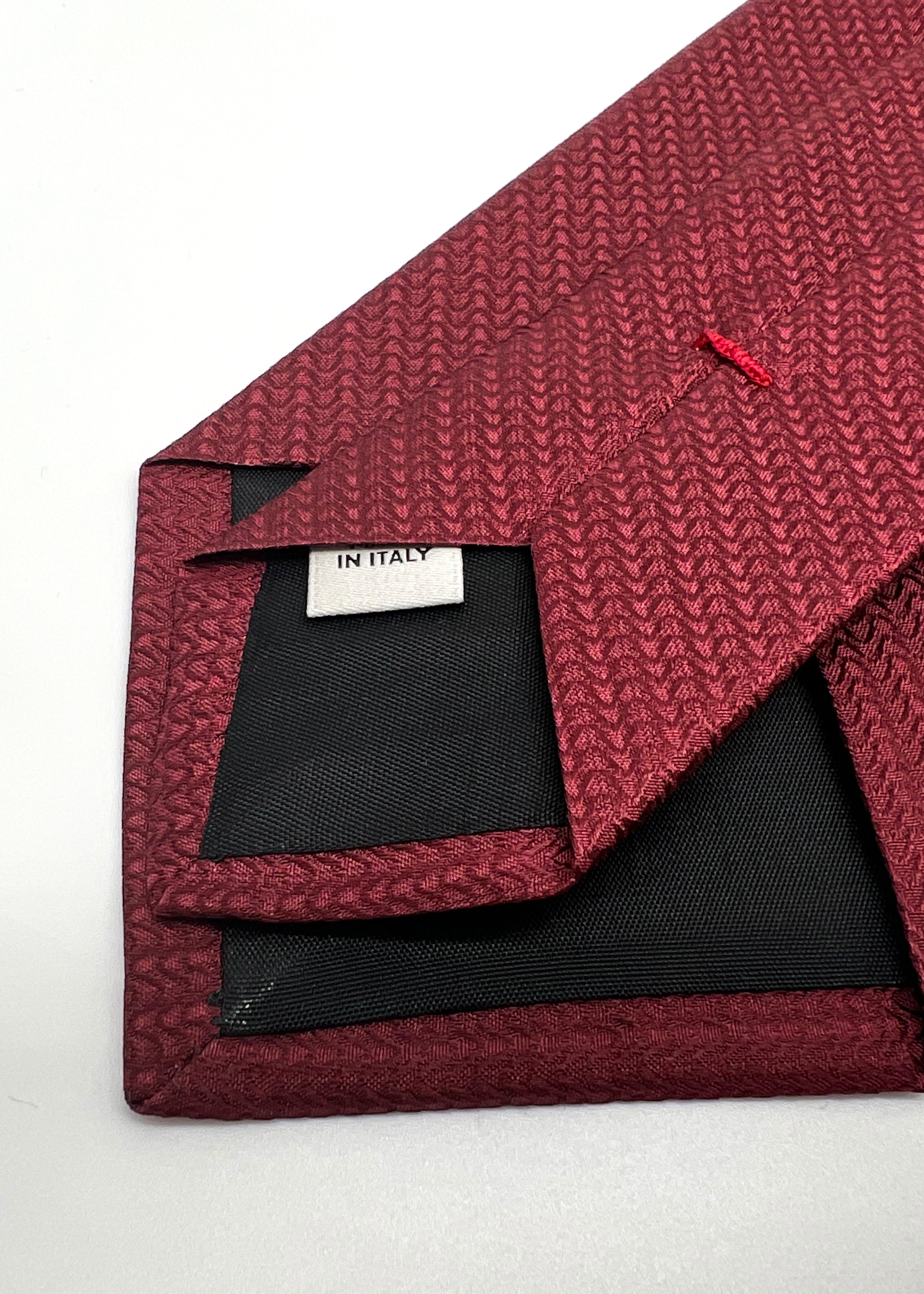 $225 VALENTINO GARAVANI -Burgundy Micro Swirl *CLOSET STAPLE* 3.25"- Tie