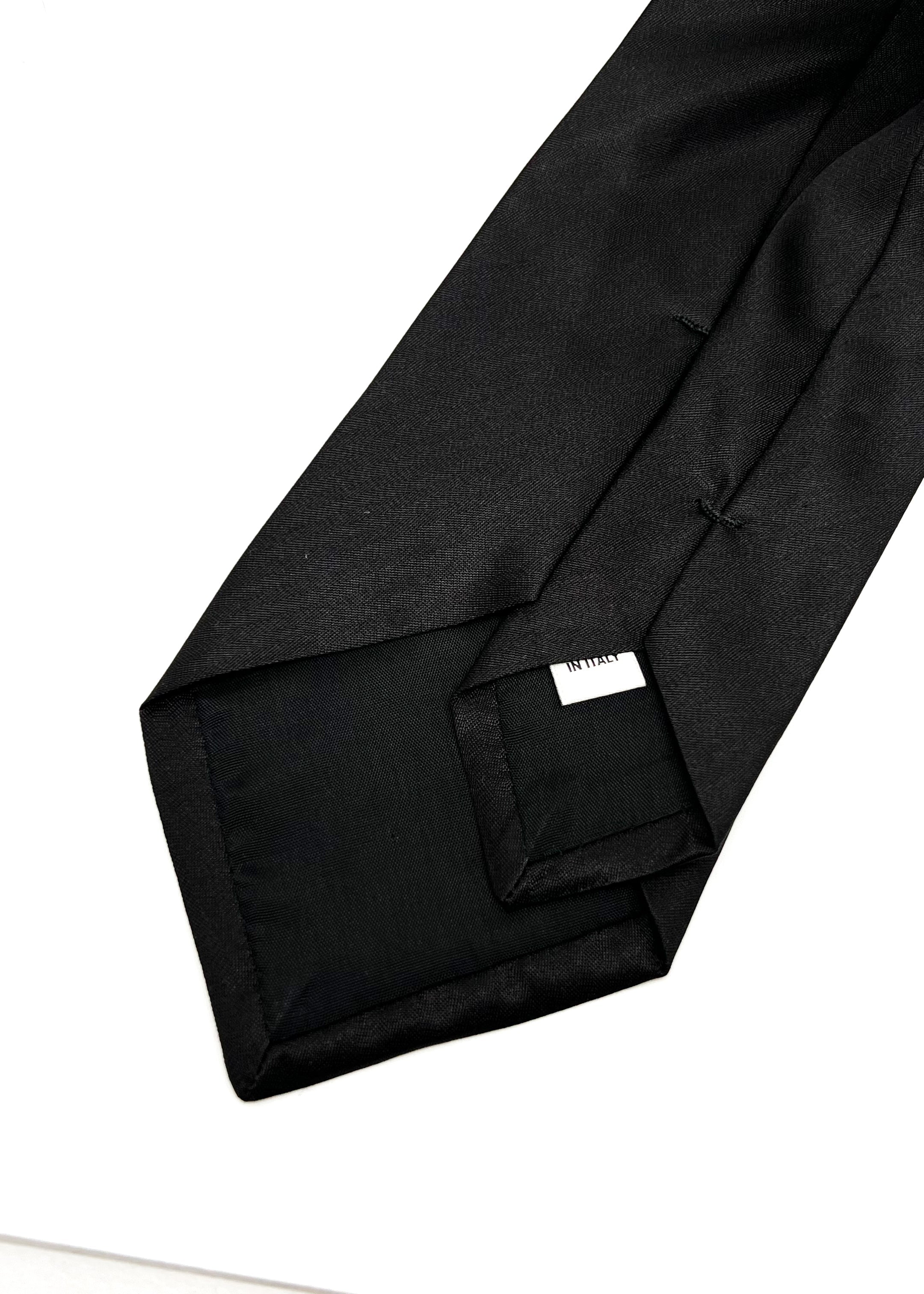 $225 VALENTINO GARAVANI - Solid Black *CLOSET STAPLE* 3.25"- Tie