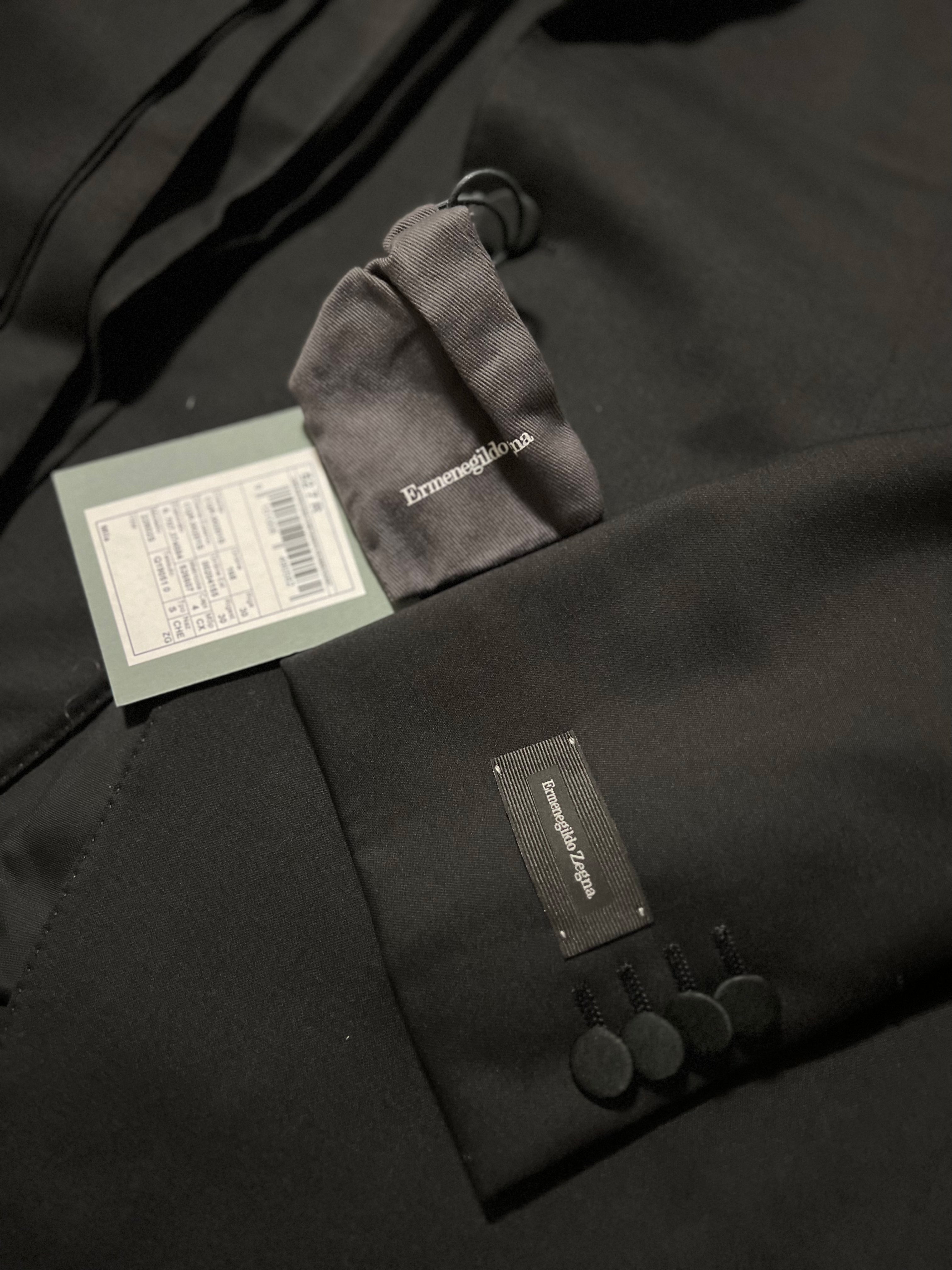 $3,995 ERMENEGILDO ZEGNA -"MICRONSPHERE MILA" PEAK LAPEL Tuxedo - 42R