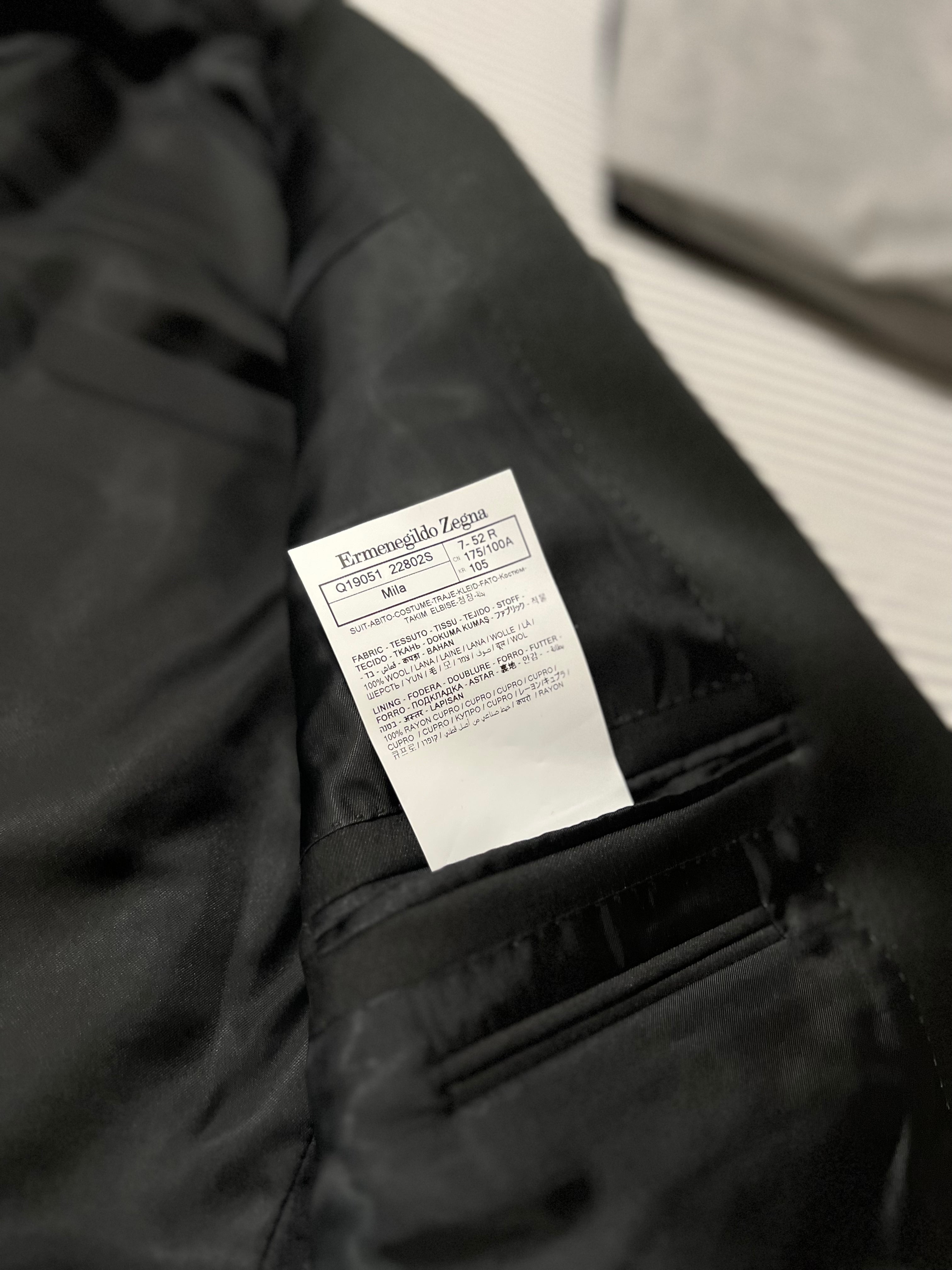 $3,995 ERMENEGILDO ZEGNA -"MICRONSPHERE MILA" PEAK LAPEL Tuxedo - 42R