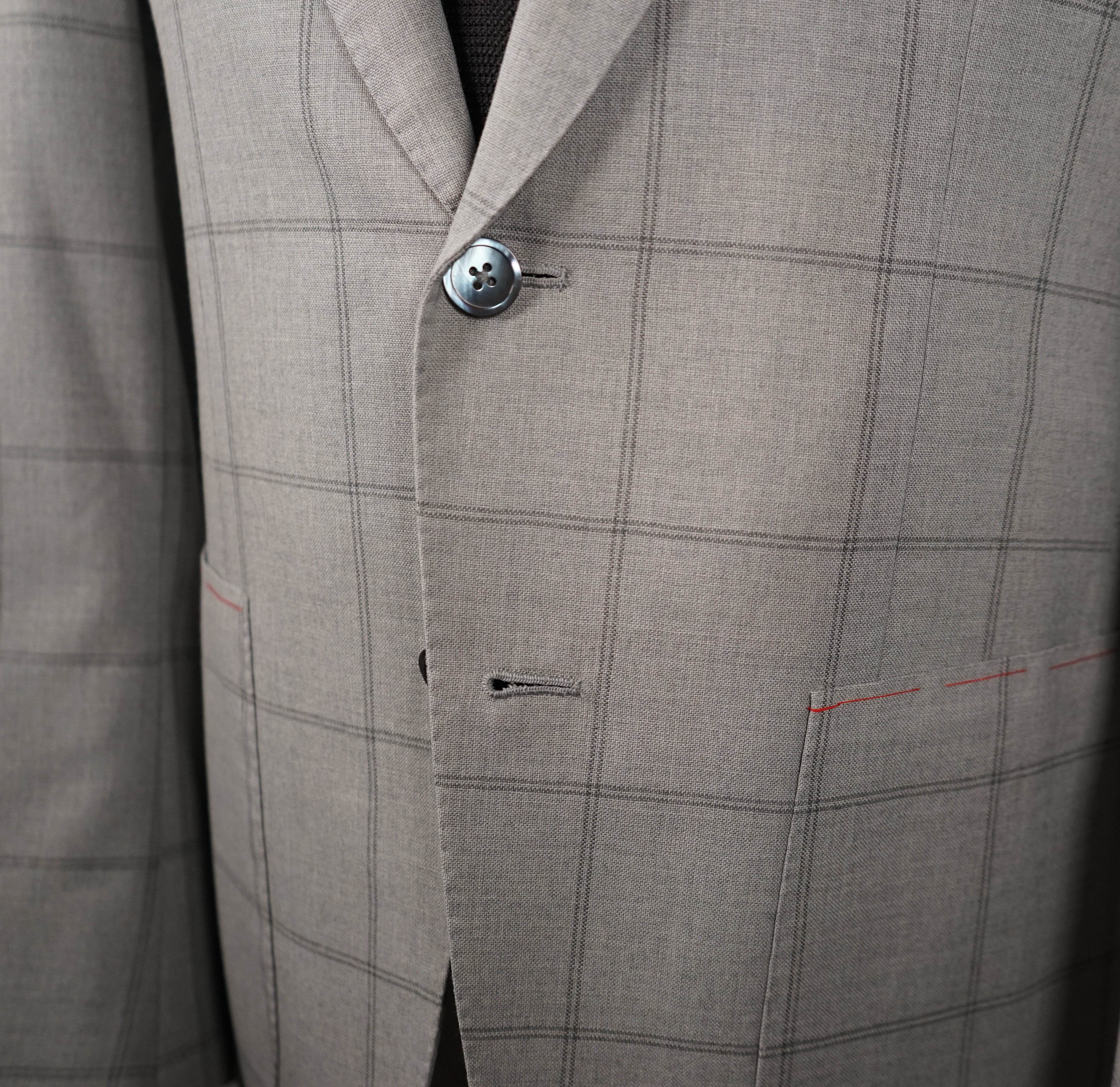 ISAIA - Cashmere /Wool /Mohair Blend Gray Check Suit LOGO COLLAR - 38R