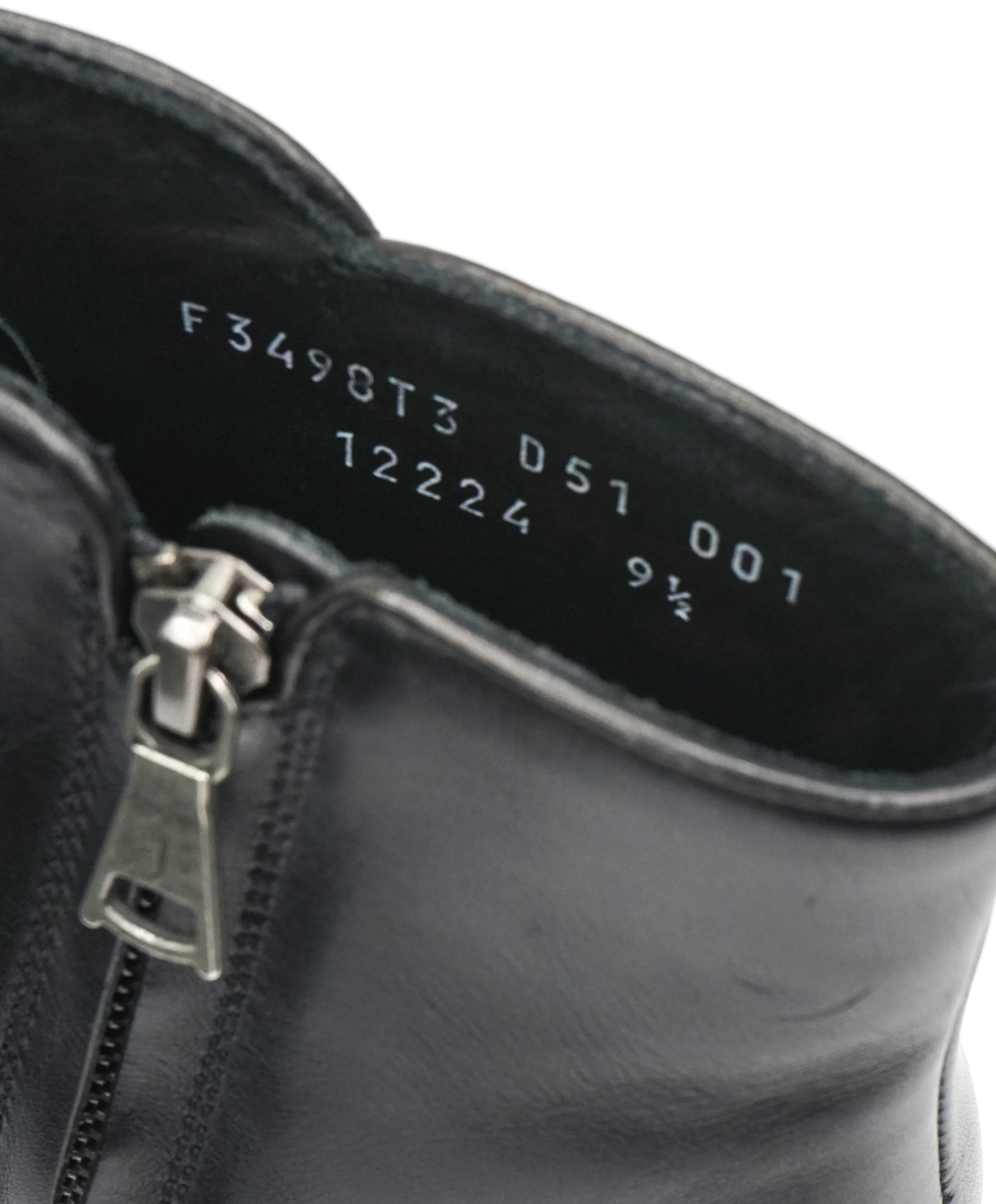 JOHN VARVATOS - Collection Main Line "Eldridge" Leather Zip Ankle Boot - 9.5