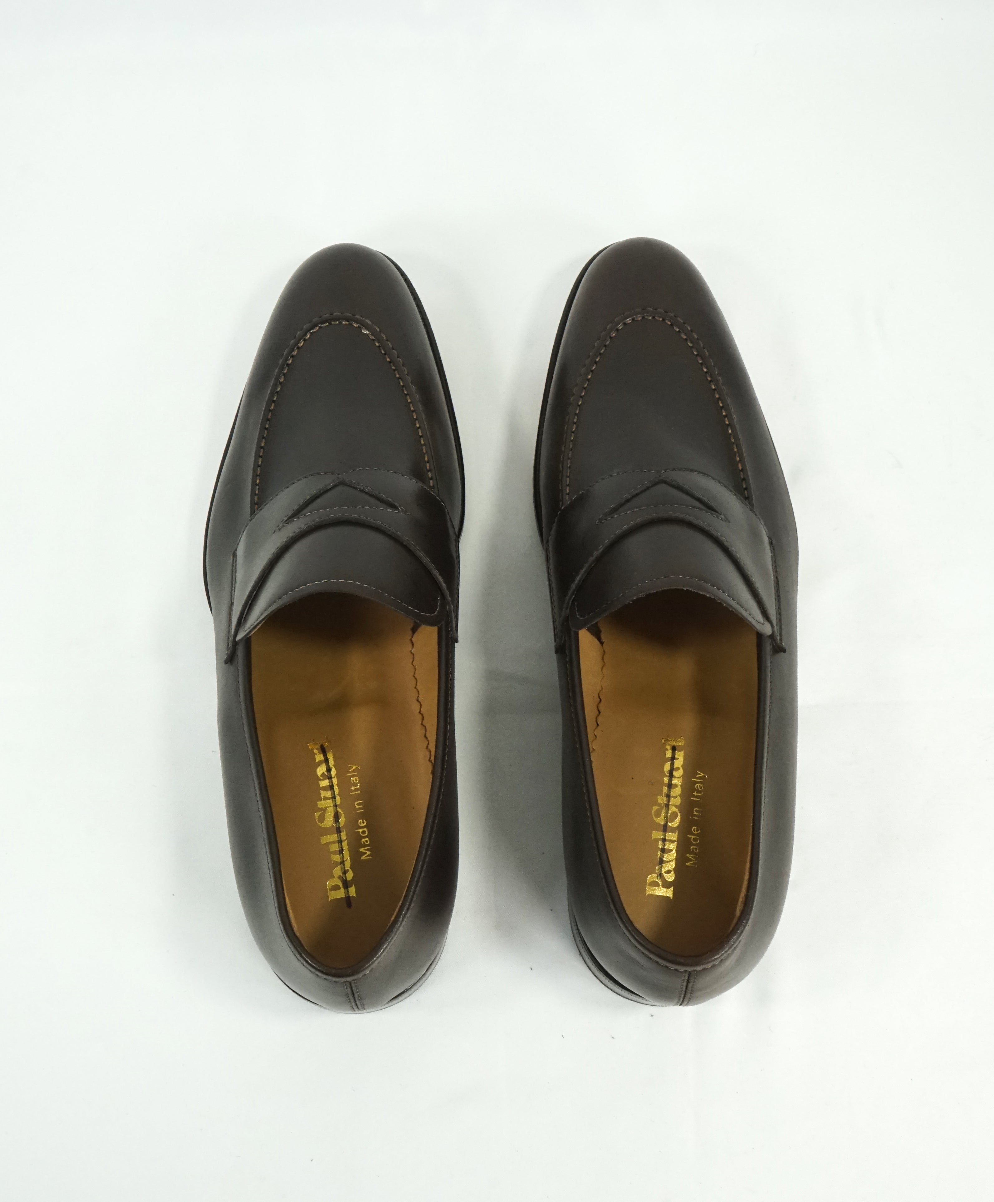 PAUL STUART - HAND MADE IN ITALY Leather Apron Toe Loafer - 9