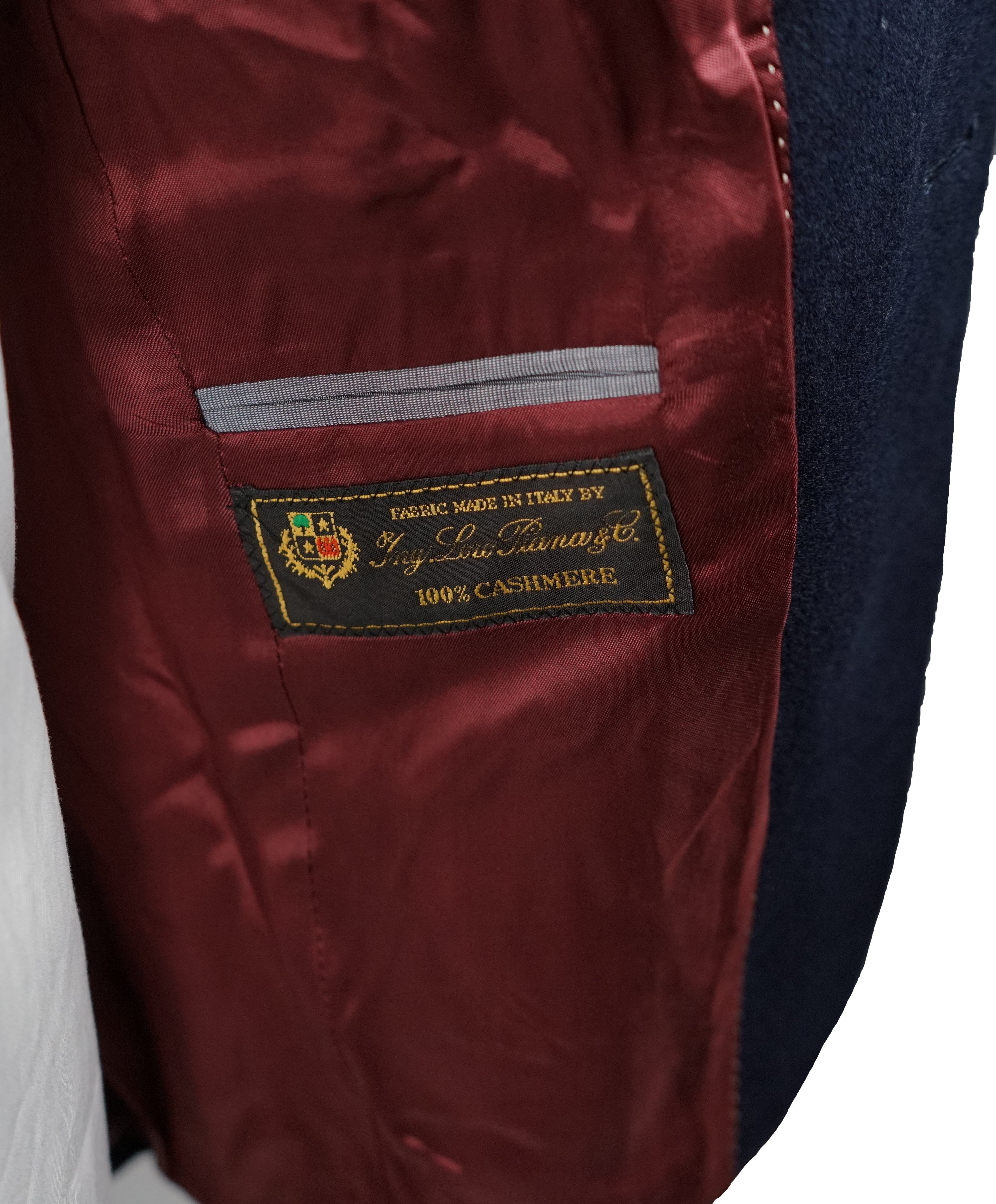 SAKS FIFTH AVENUE / LORO PIANA- Slim 100% Cashmere Navy Blazer- 38R