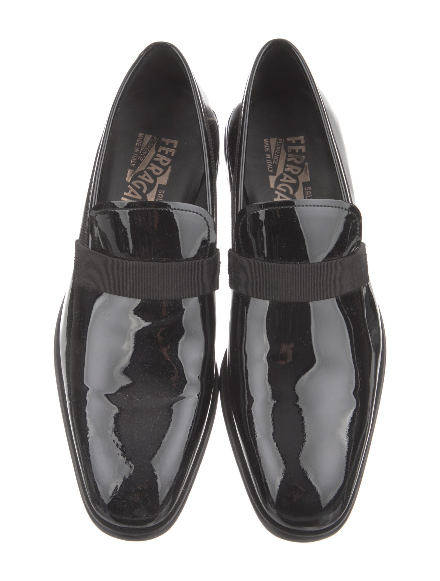 $720 SALVATORE FERRAGAMO - "Antoane" Black Patent Leather Tipped Loafer - 7D