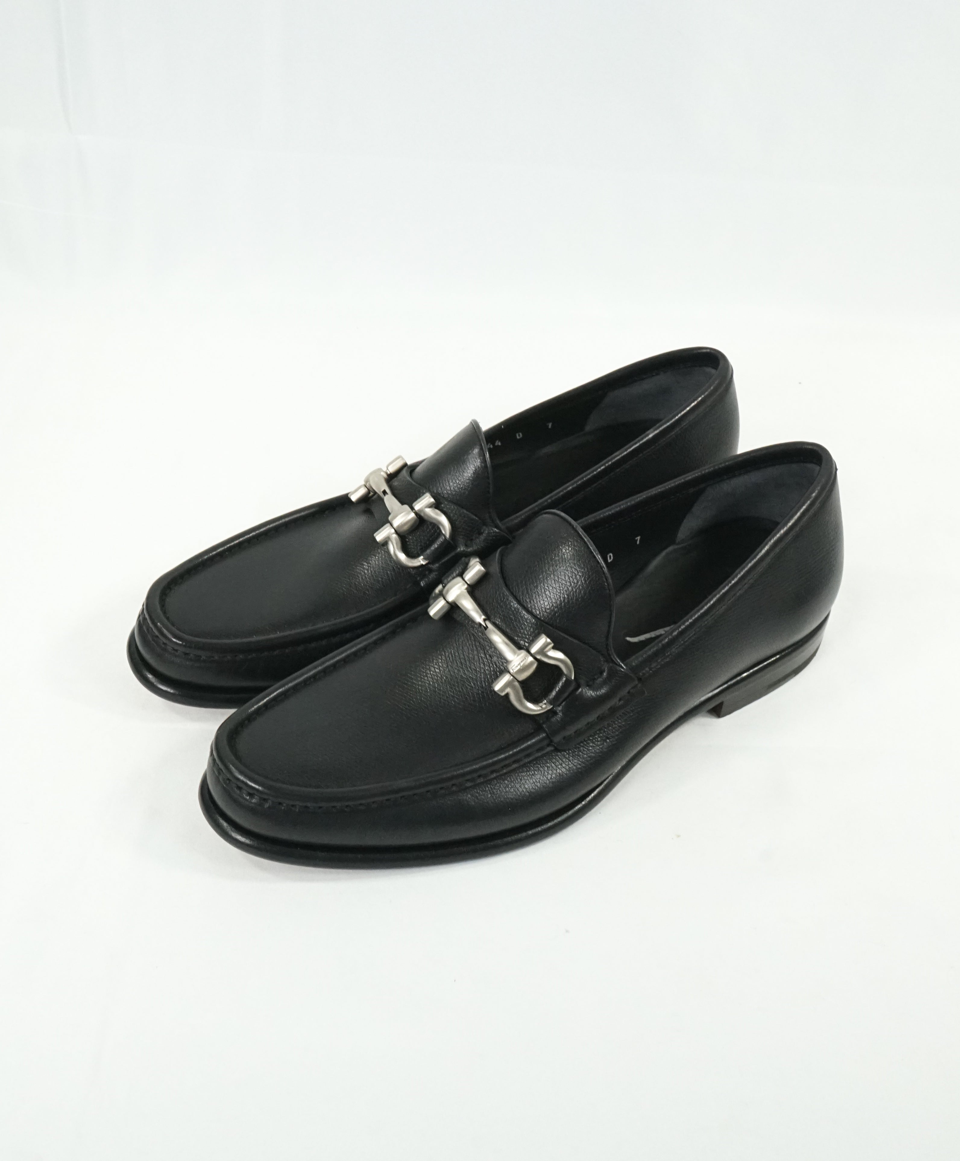 SALVATORE FERRAGAMO - “Mason” Pebbled Leather Logo Bit Loafers - 7 D