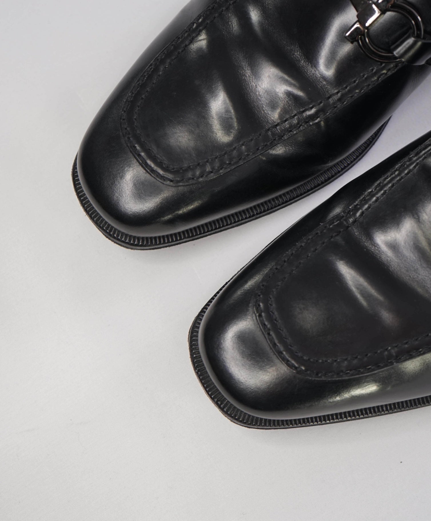 Salvatore Ferragamo Solid Black Leather Gancini Loafer Footwear 11.5 EE