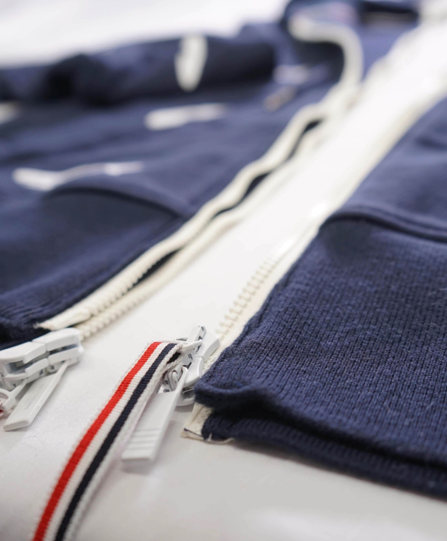 $1,530 Thom Browne Navy Shark & Surfboard Zip Hoodie Sweater M (SZ 2)