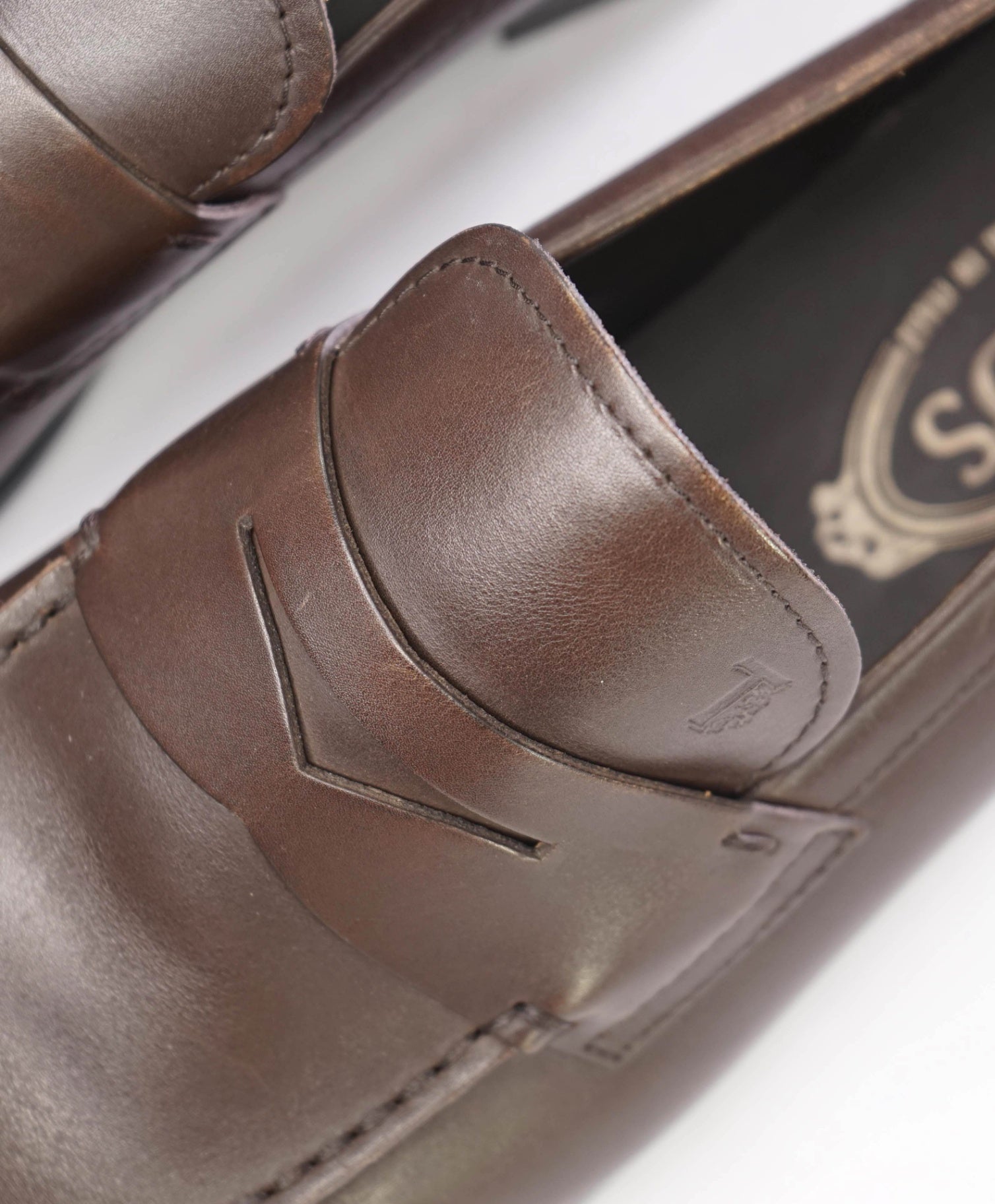 $675 Tod's Solid Dark Brown Penny loafers Leather Footwear 8US (7IT)