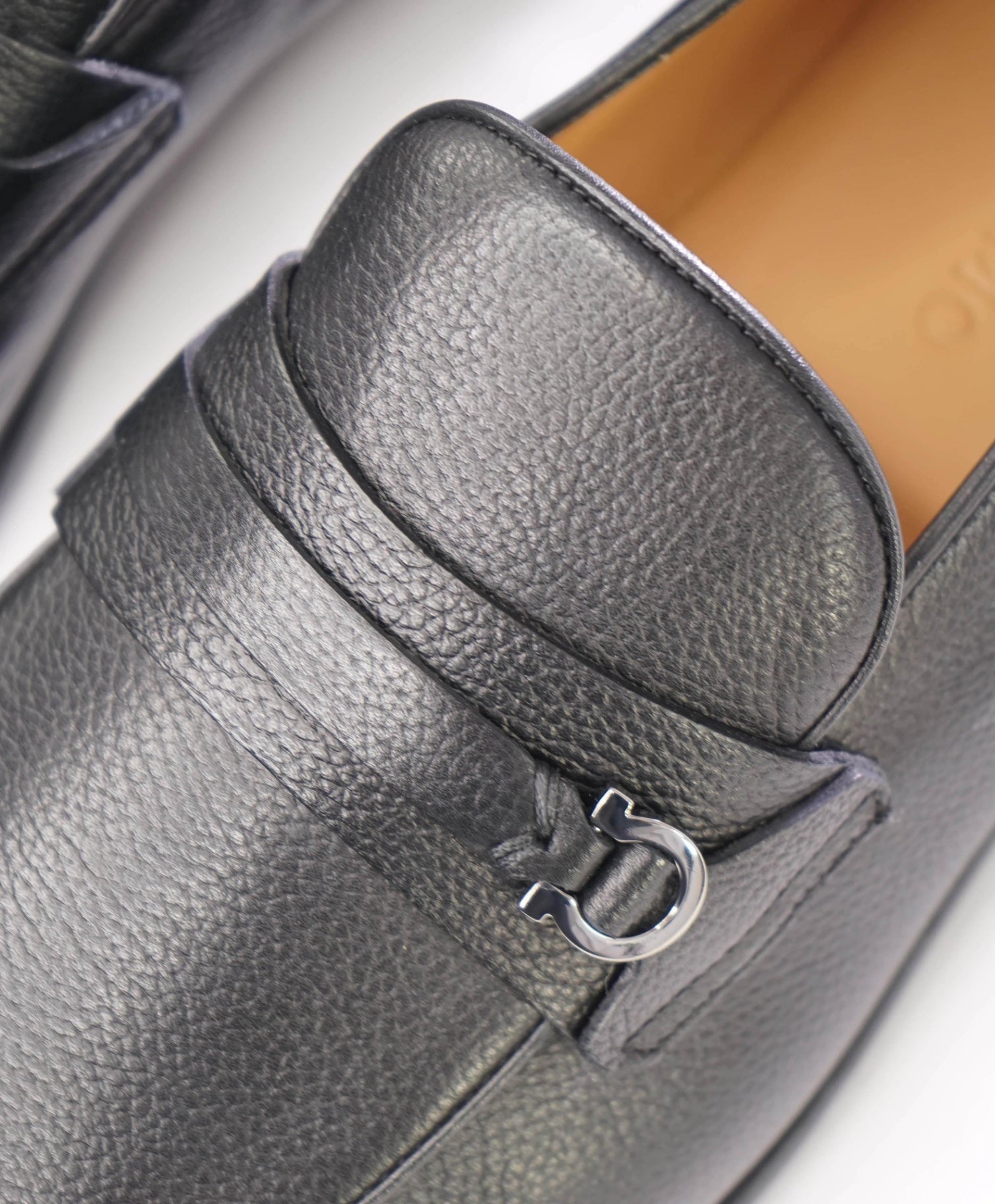 Ferragamo *DESIO* Black Textured Gancini Leather Loafer 11 E