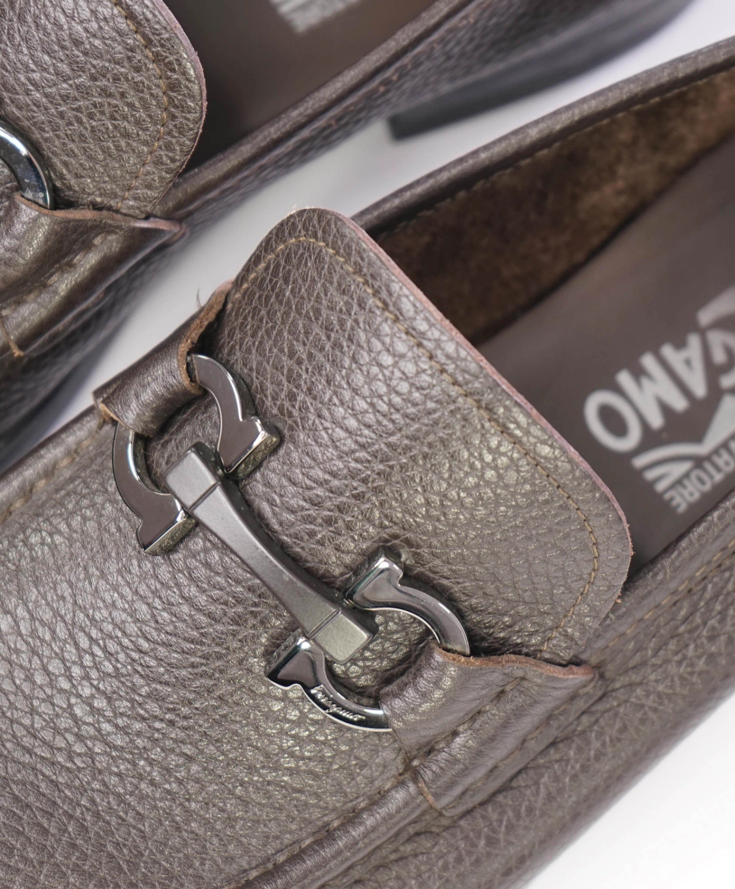 $850 Salvatore Ferragamo "GRANDIOSO" Brown loafers Leather 7.5 D