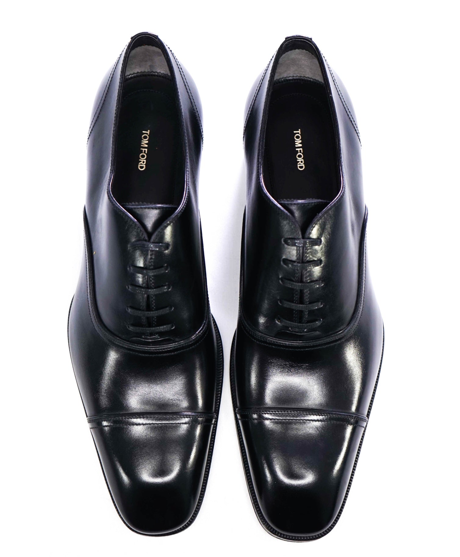 $1,790 TOM FORD Solid Black "ELKAN" Leather 10.5 US (10T)