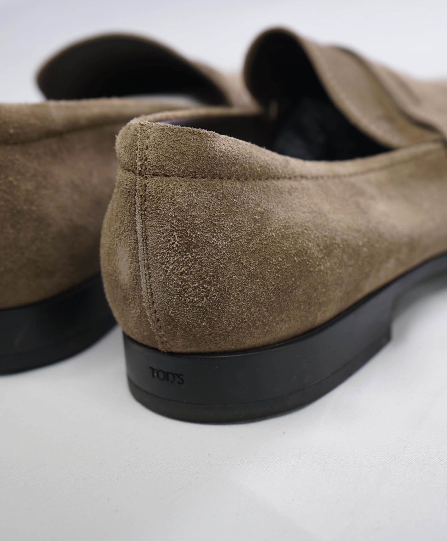 $750 Tod's Solid Tan Loafers Suede Footwear US 9 UK 8