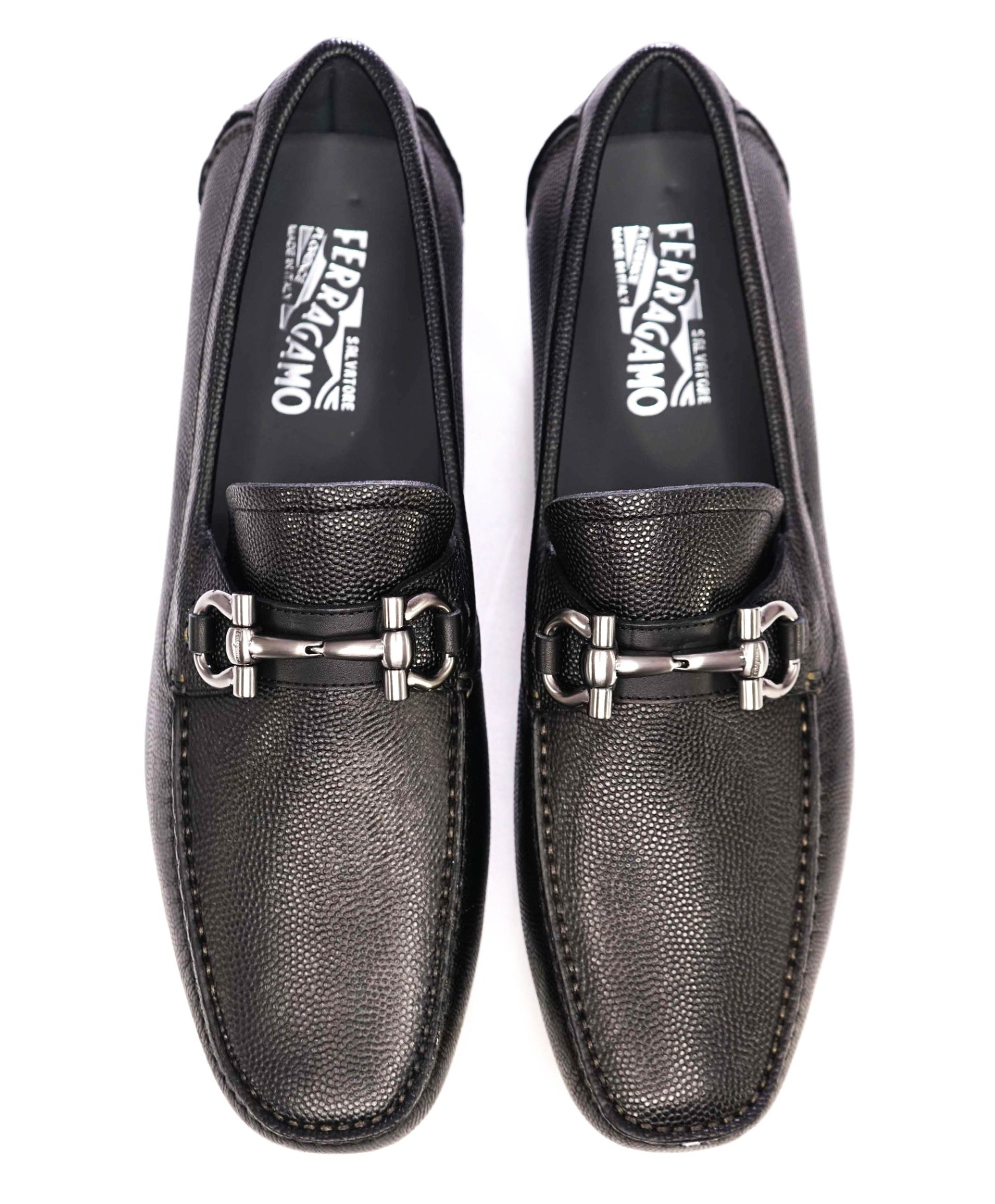 $800 FERRAGAMO "PARIGI" Black Pebbled Leather Loafer 11 D (44 EU)