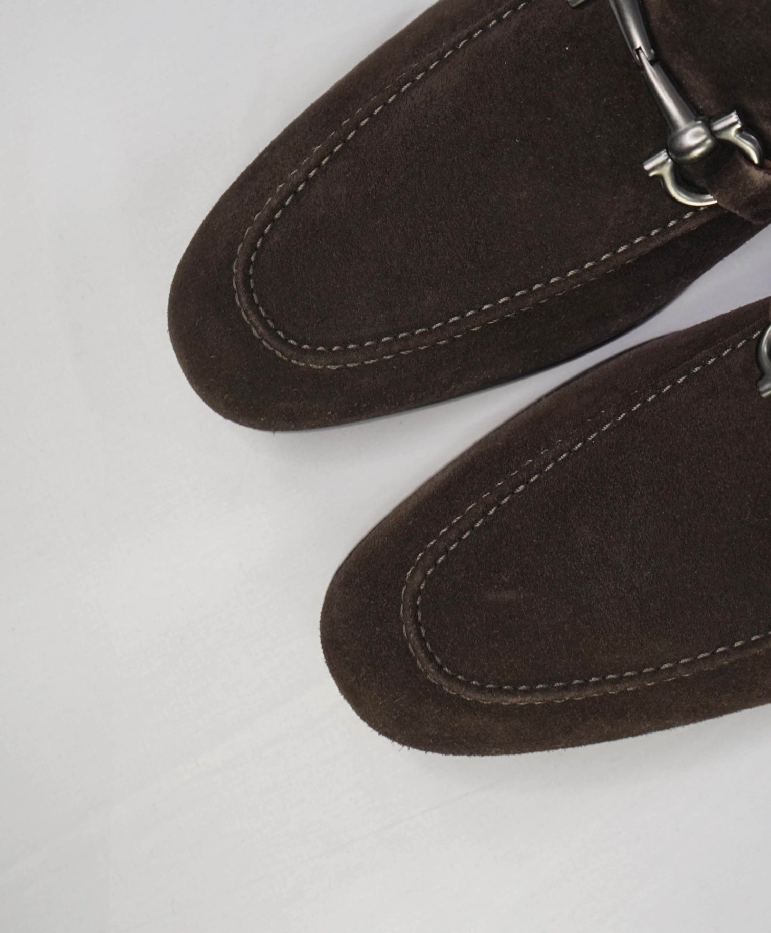$850 SALVATORE FERRAGAMO - *TAPAS* Brown Suede Gancini Bit Loafer - 10 D
