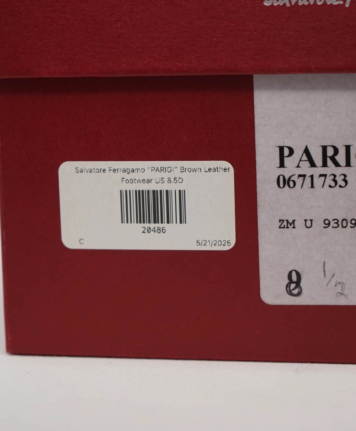 $800 Salvatore Ferragamo "PARIGI" Brown Leather Footwear US 8.5D
