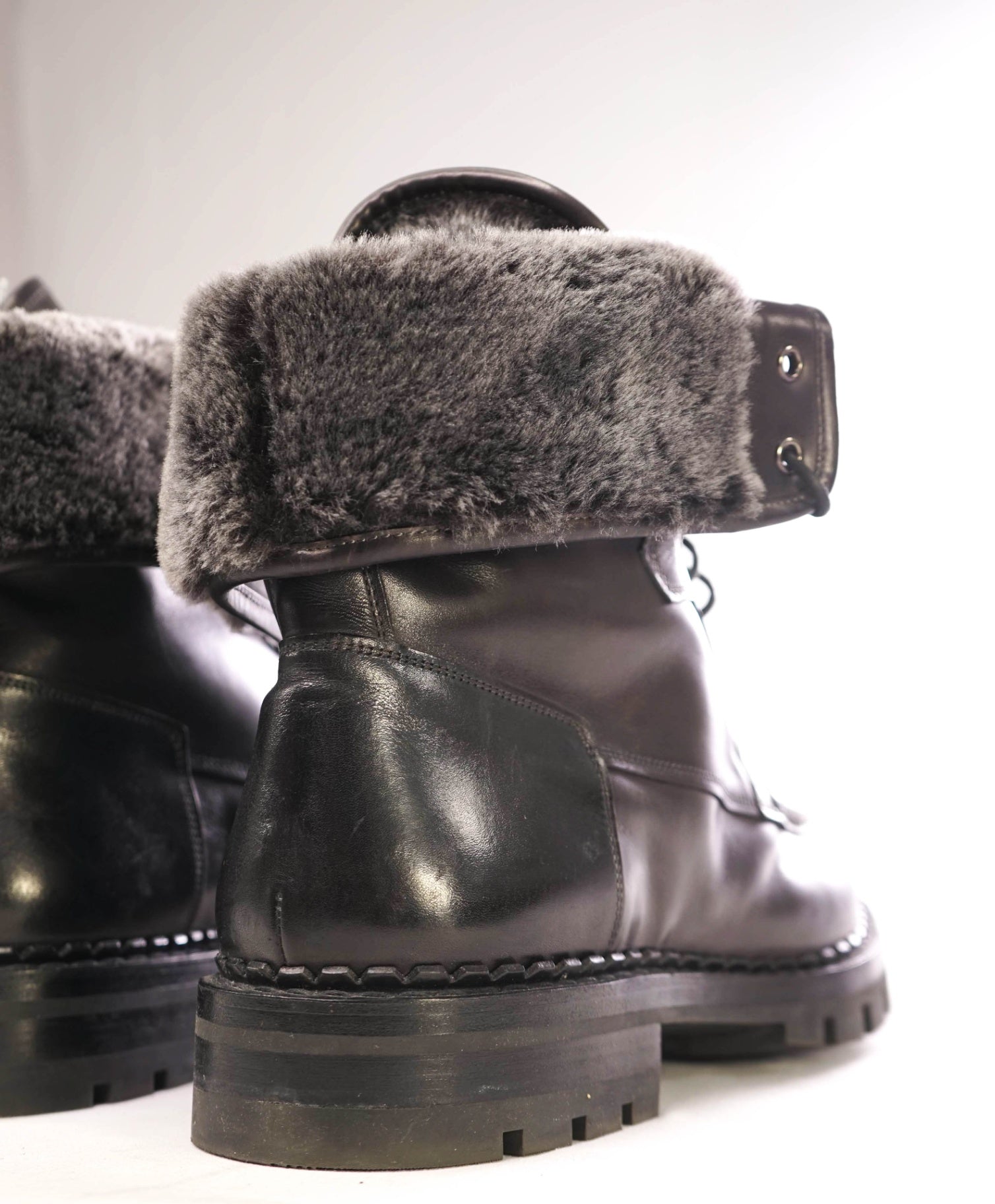 $1,490 Santoni Boots Leather RABBIT FUR US 11 (UK10)