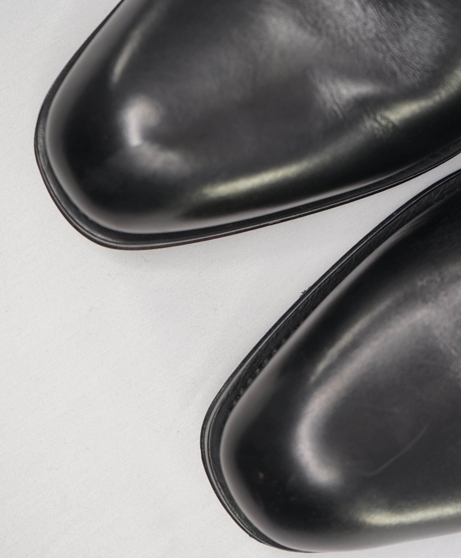 $1,190 Salvatore Ferragamo GANCINI Buckle Black Ankle Boots 8 EE