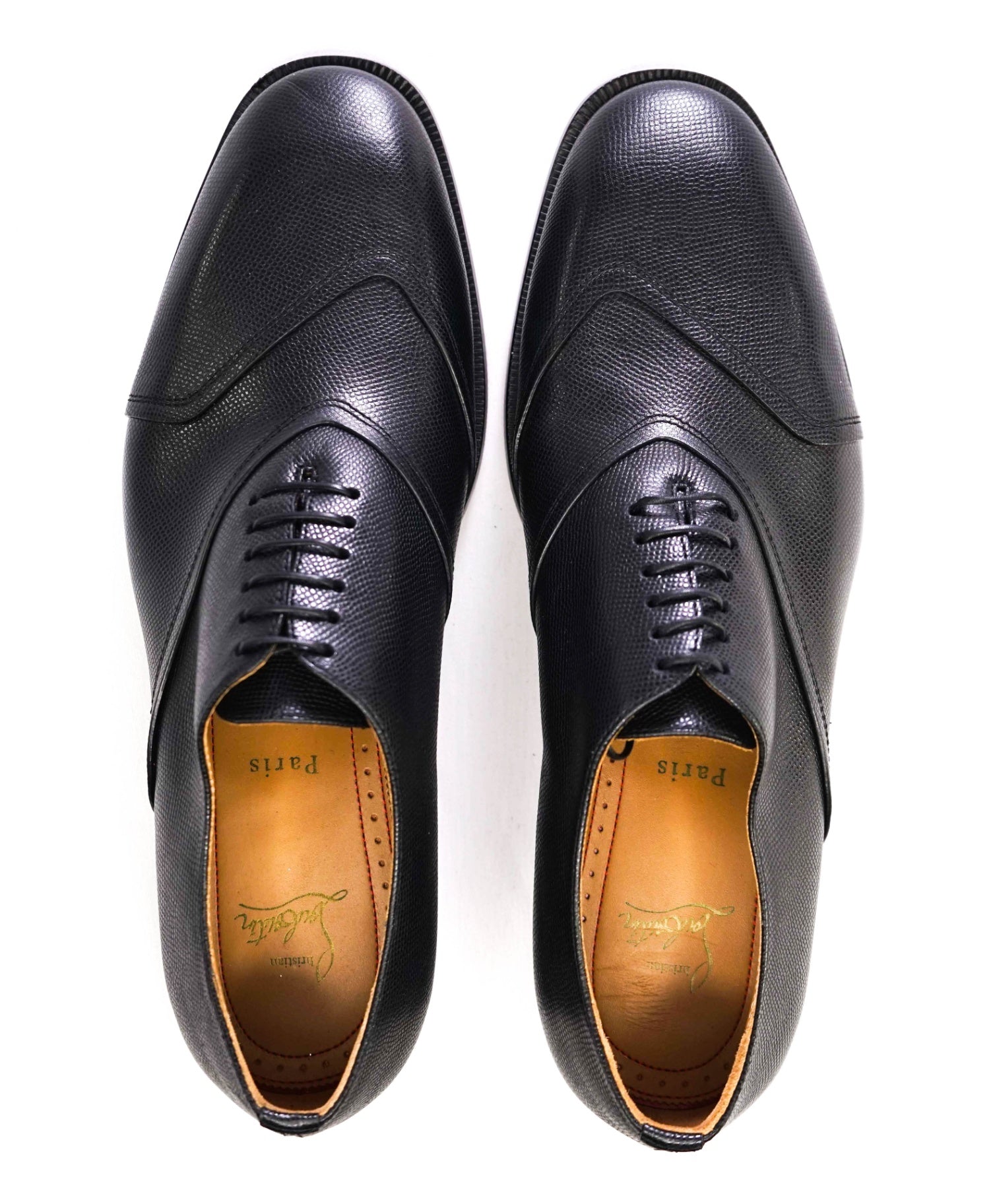 $1,145 CHRISTIAN LOUBOUTIN - *BOABI FLAT* Black Oxfords US 9 (42EU)