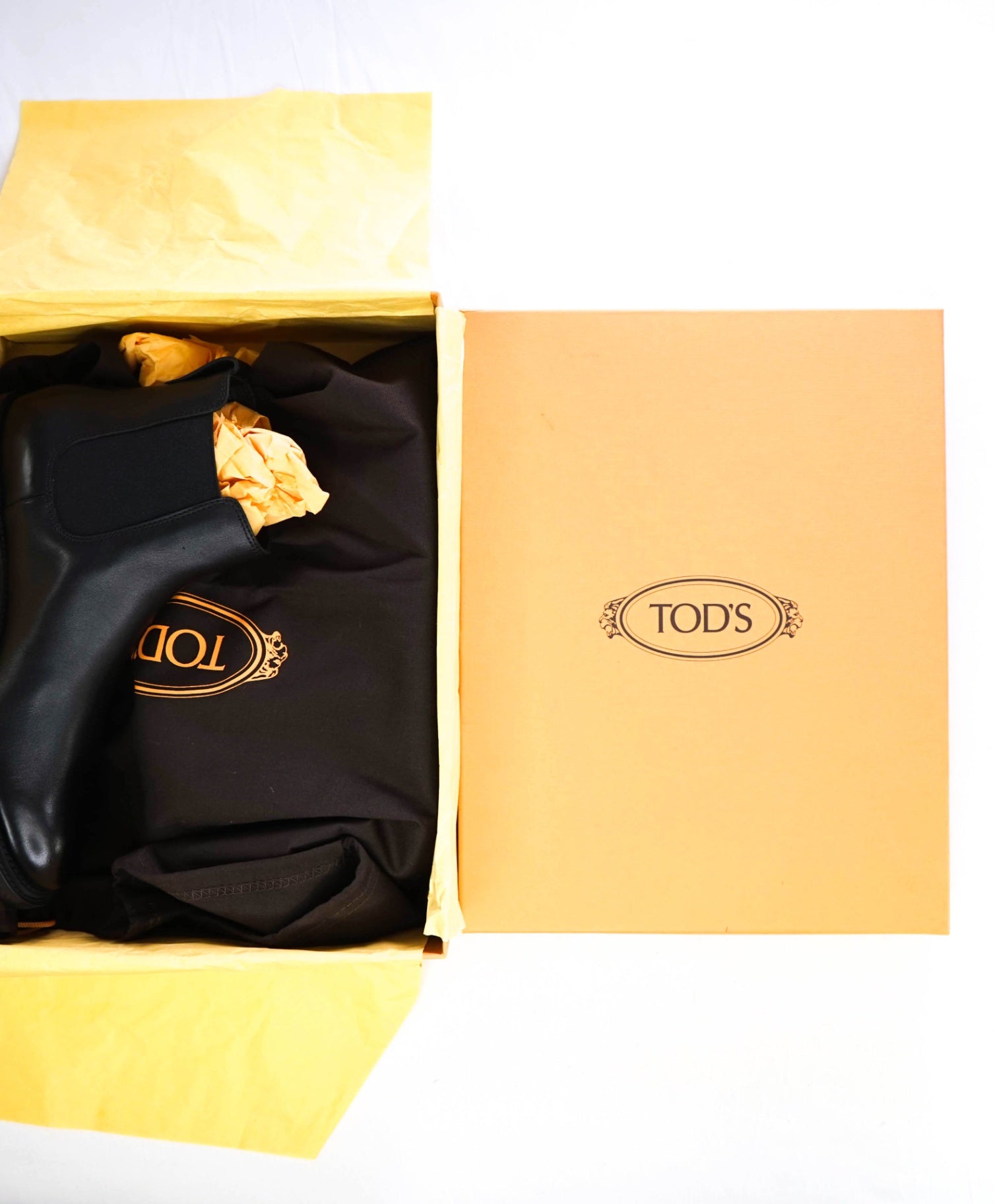 $825 Tod's Black Ankle Boots Leather US 8.5 (7.5UK)