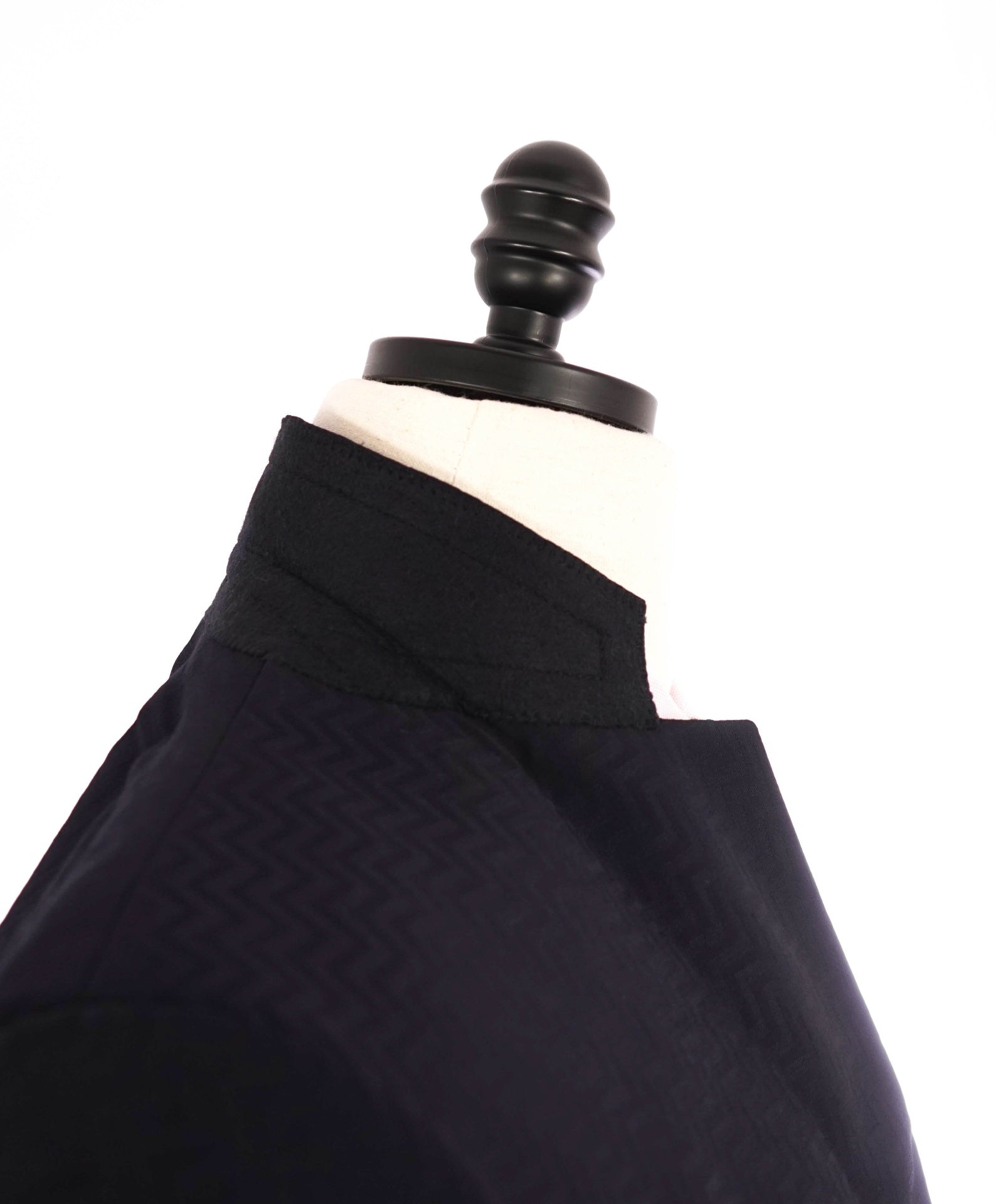 $2,295 Giorgio Armani "SOHO" Navy Dinner Jacket Tuxedo Blazer 38R