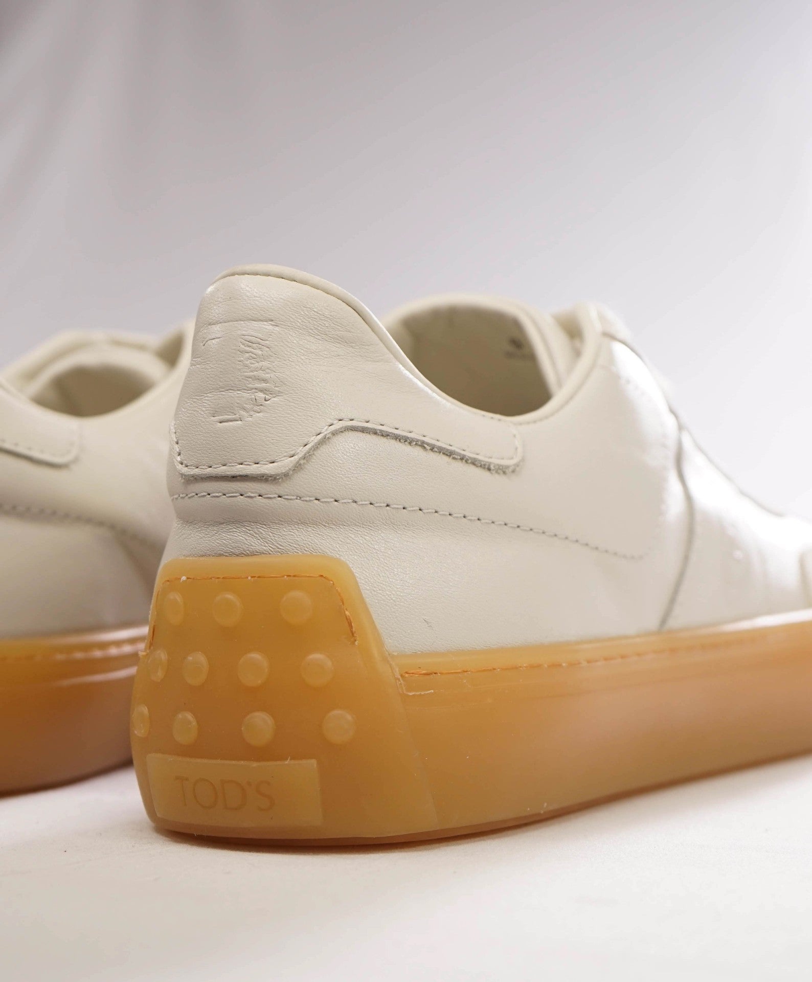 $700 Tod's Ivory Sneaker Leather Footwear US 10 (9UK)