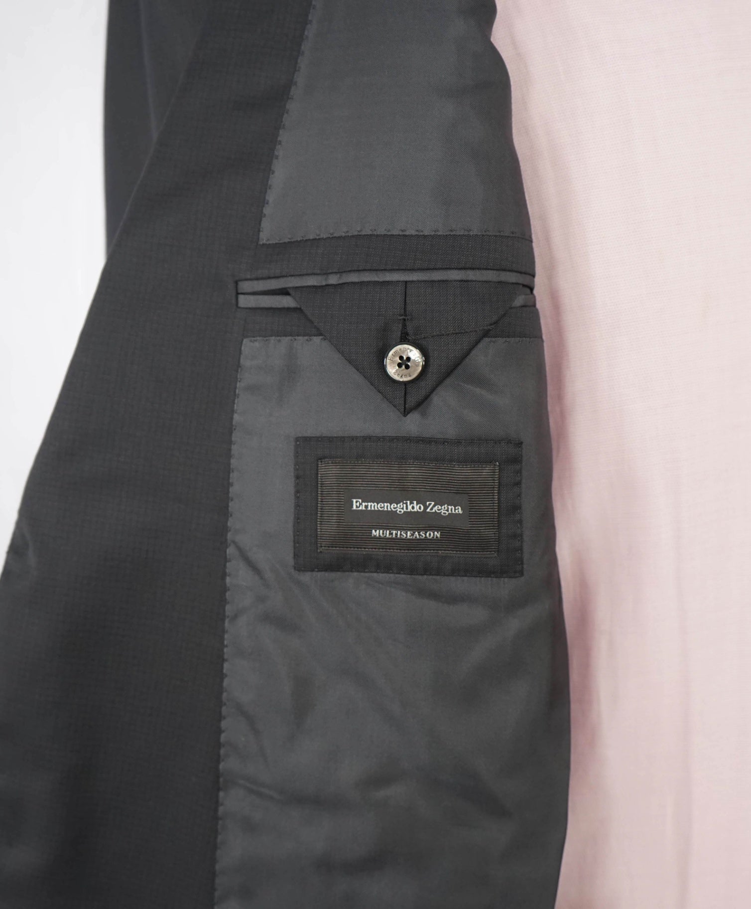 $4,950 ERMENEGILDO ZEGNA "Multiseason" Black Micro Wool Suit 46R