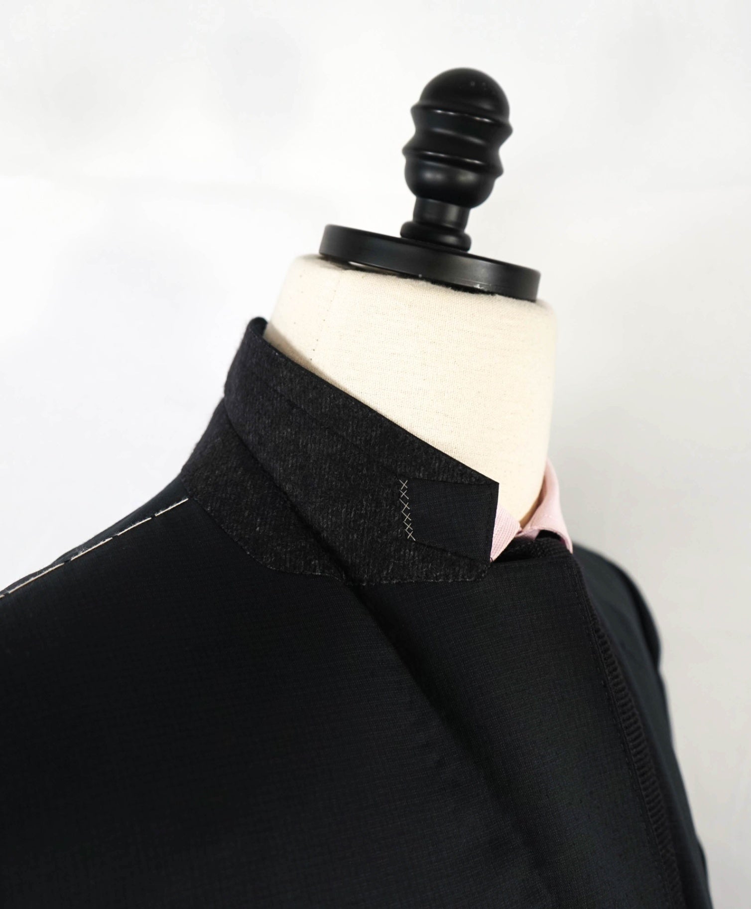 $4,950 ERMENEGILDO ZEGNA "Multiseason" Black Micro Wool Suit 46R