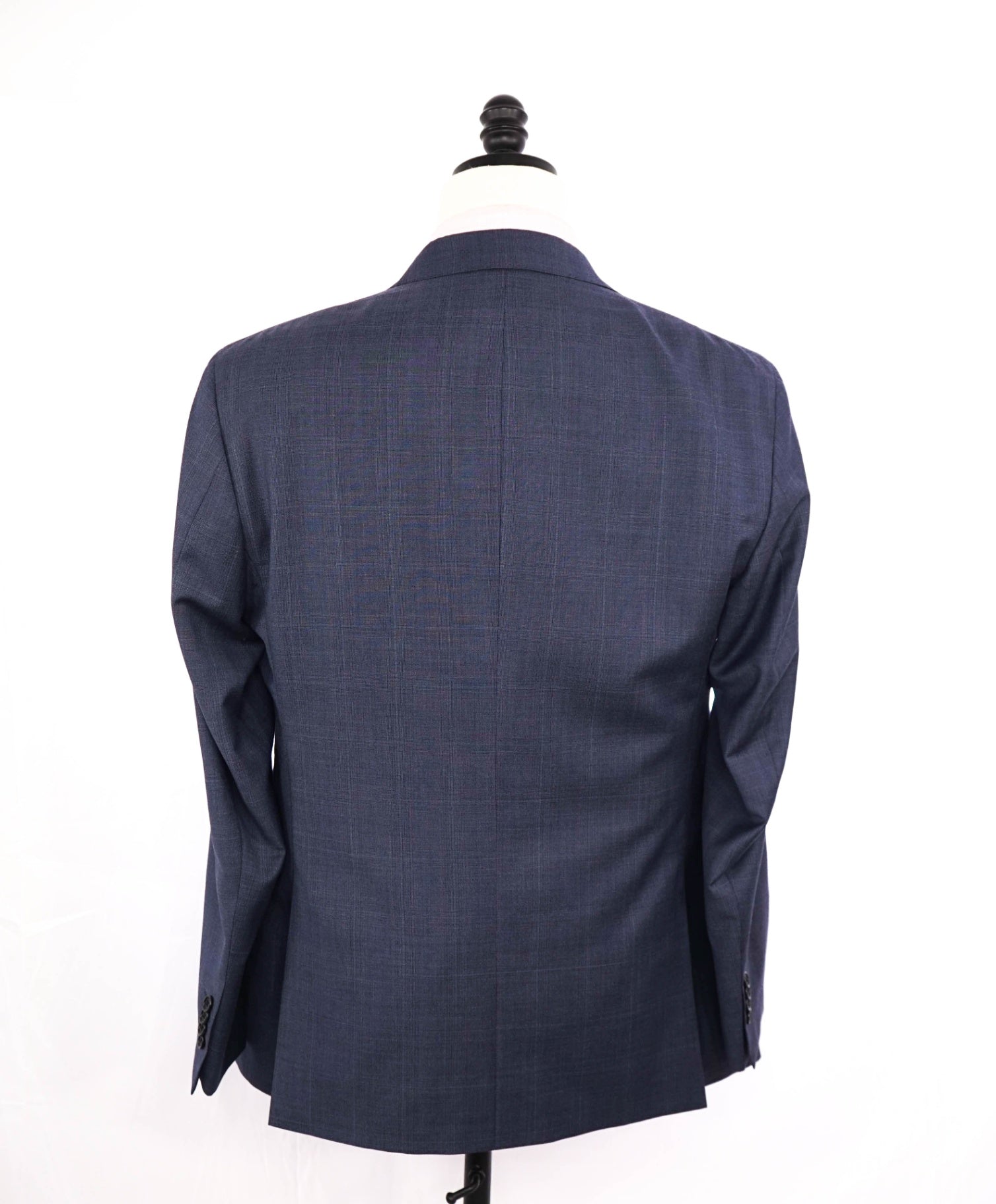 ERMENEGILDO ZEGNA - By SAKS 5TH AVE "Modern" Blue Suit 42R