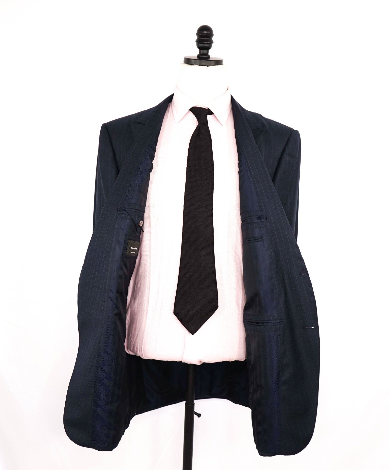 $3,995 Ermenegildo Zegna "Multiseason" Navy Chalk Stripe Suit 46L