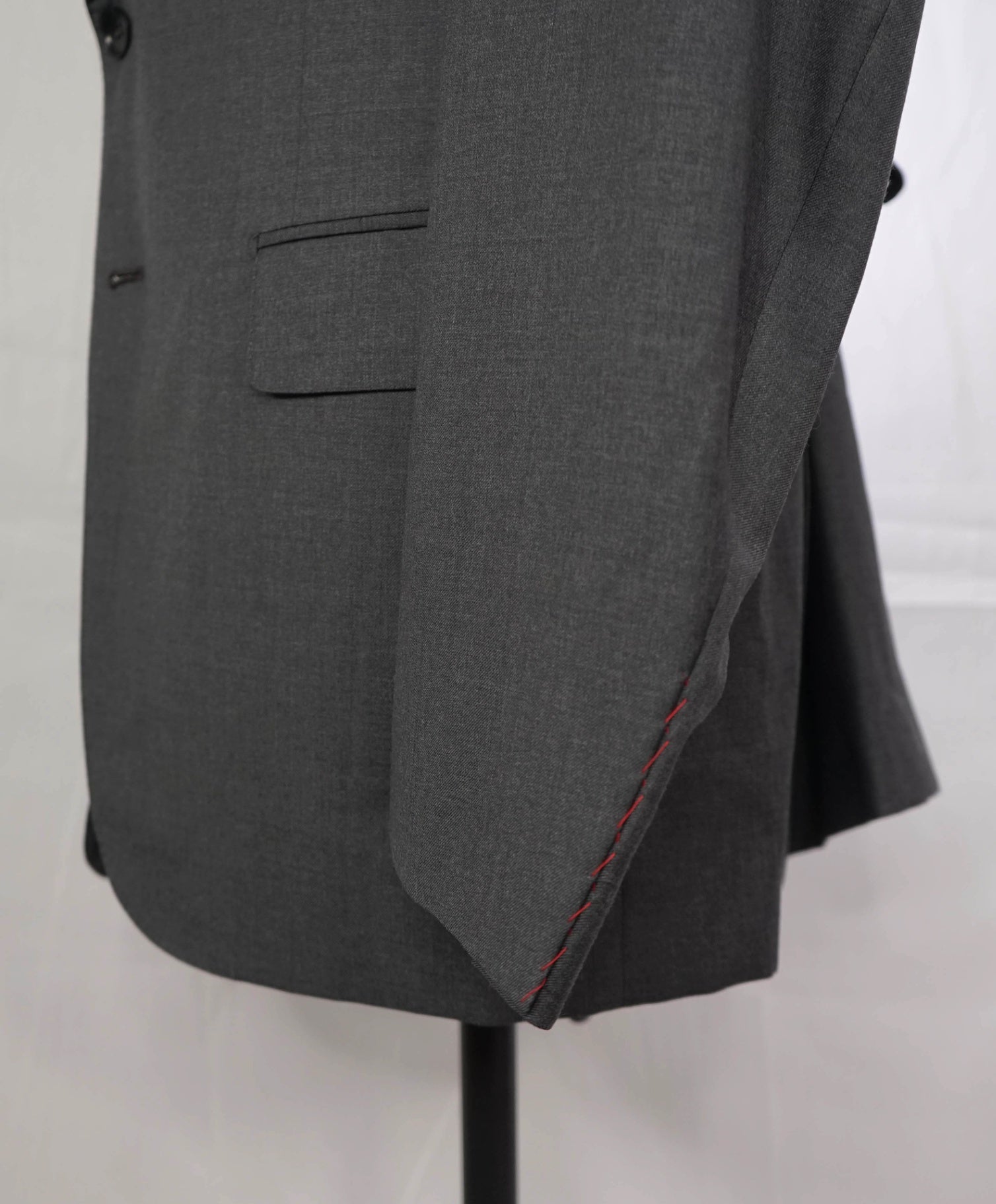 $3,995 ISAIA - Solid Gray "AQUASPIDER" Coral Pin Wool Suit 48R