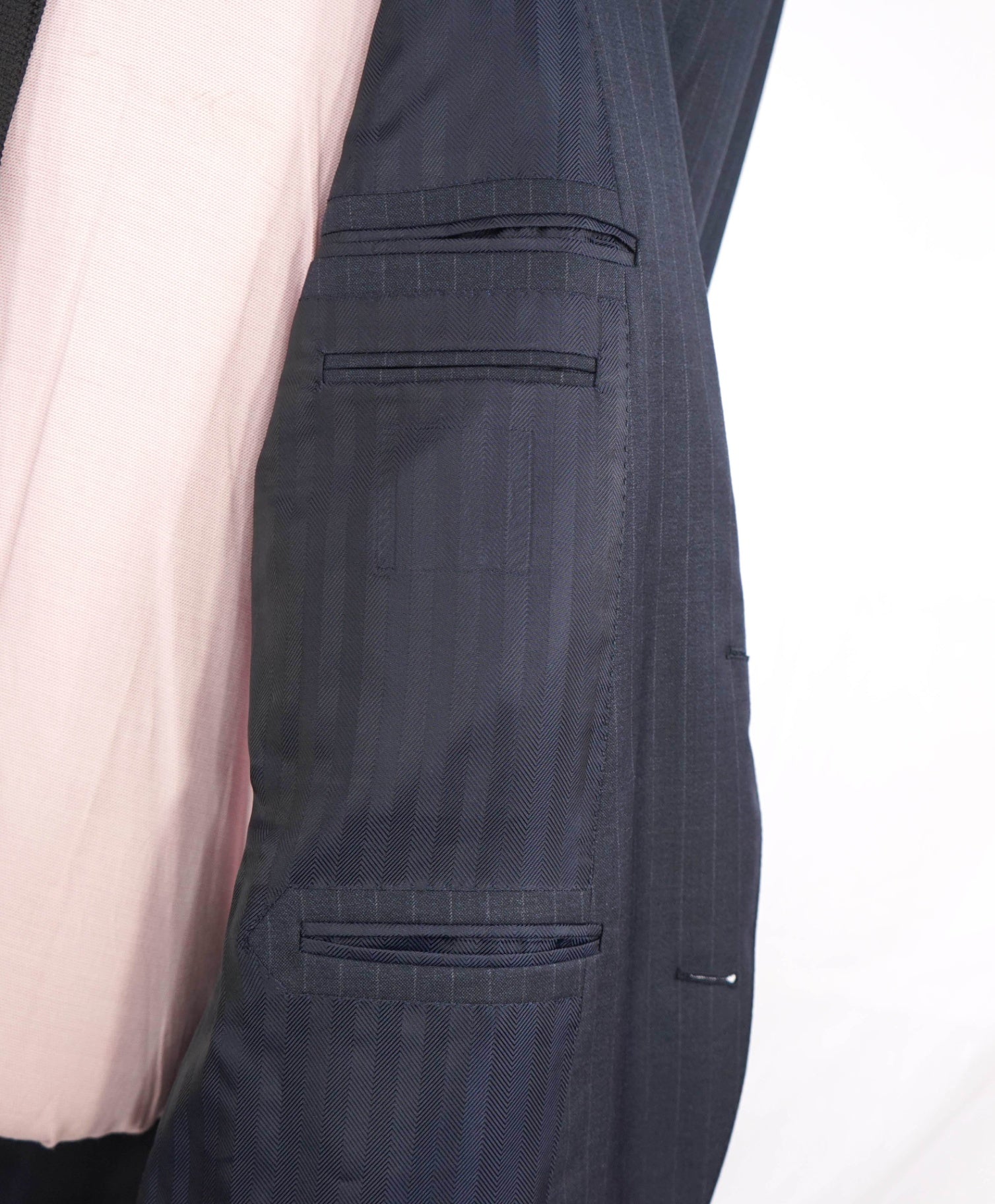 $3,995 Ermenegildo Zegna "Multiseason" Navy Chalk Stripe Suit 46L