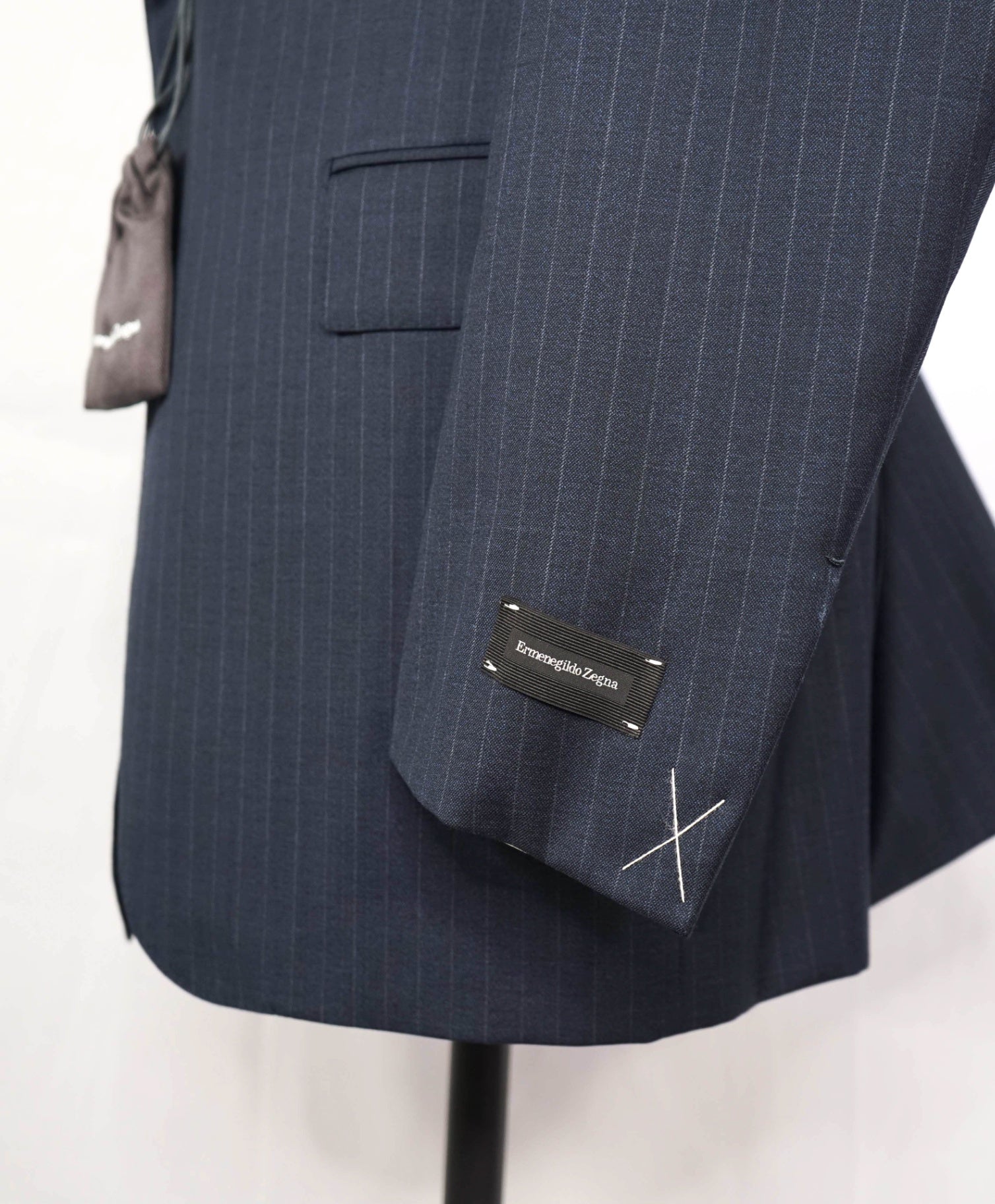 $3,995 Ermenegildo Zegna "Multiseason" Navy Chalk Stripe Suit 46L