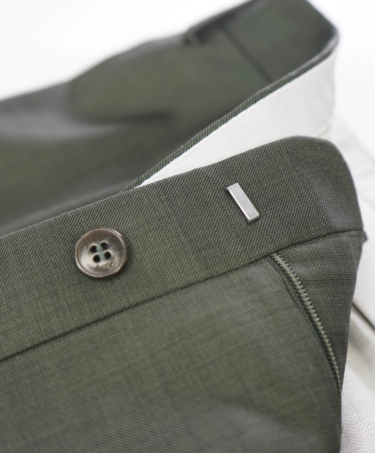 $1,050 Brioni Solid Green Flat Front Dress Wool Pants 44W