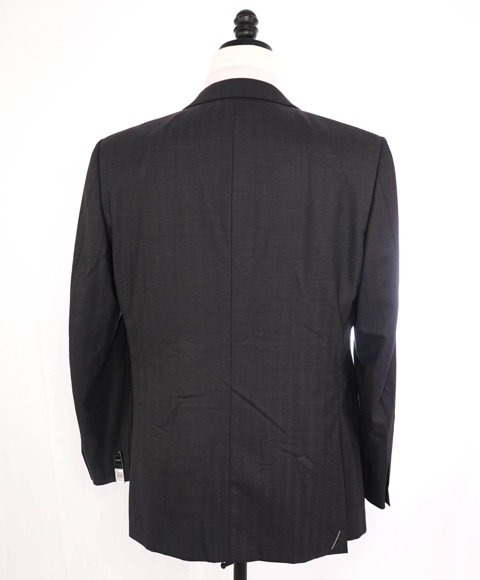 $3,290 ZEGNA-“HIGH PERFORMANCE” Gray Herringbone Blazer- 40R