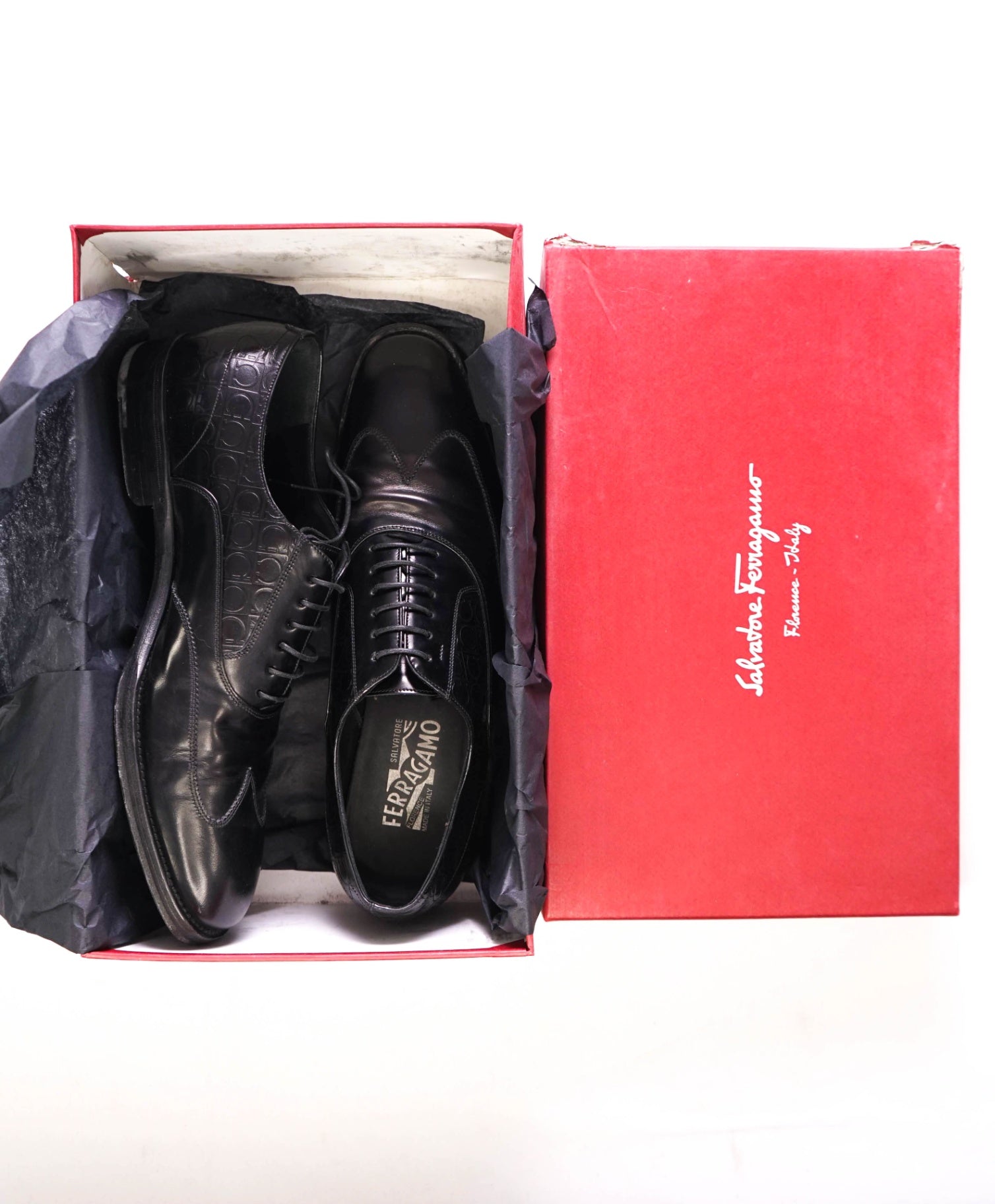 $1,050 FERRAGAMO Black Oxfords "CEZANNE" Leather Oxfords 9 D