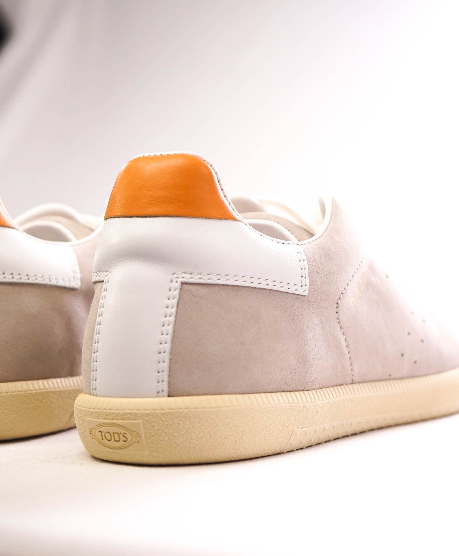 $700 TOD'S - Grey "T" Logo Sneakers Suede - US 7 (6UK)